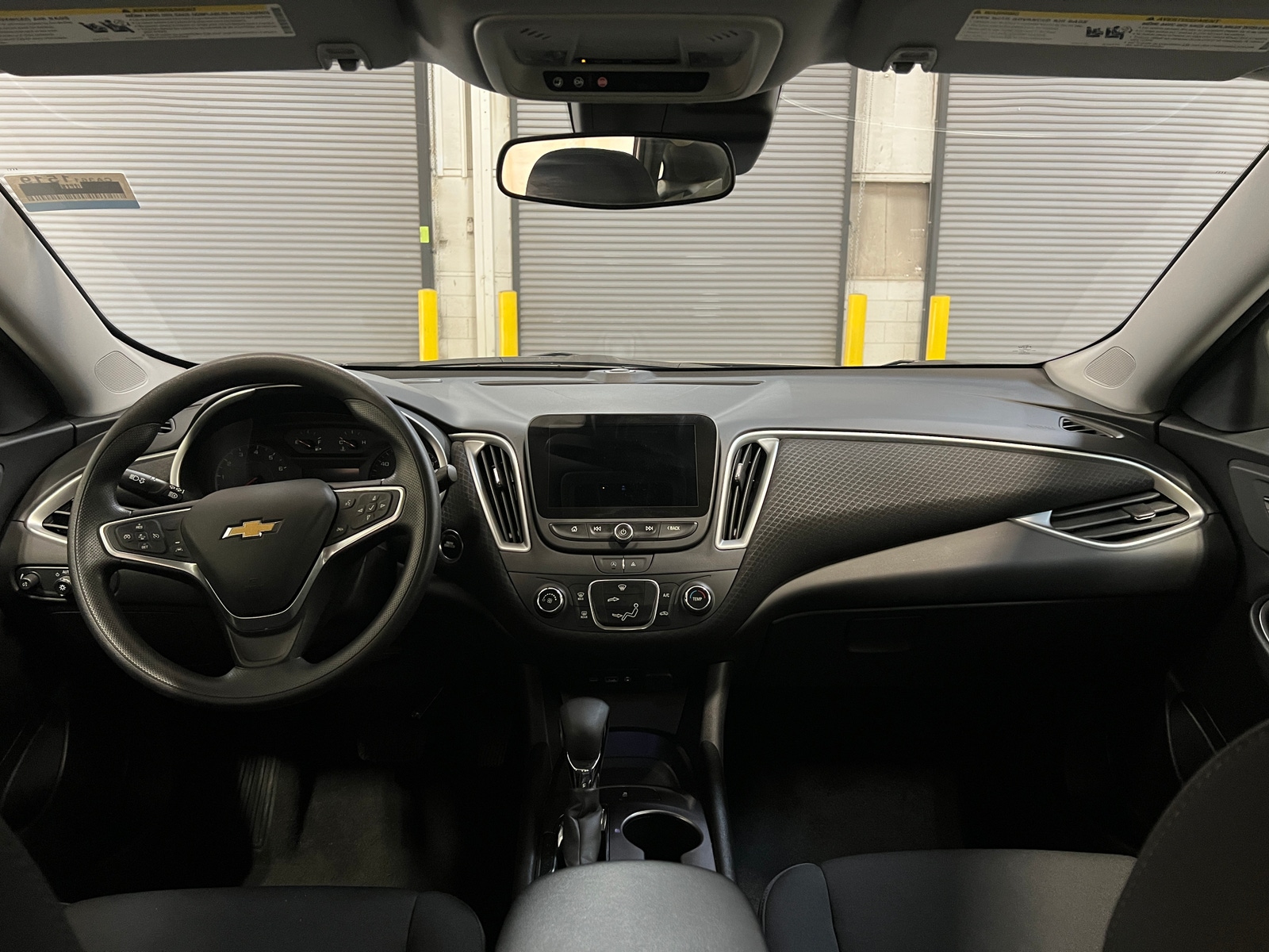 Thumbnail: 2023 Chevrolet Malibu - 3