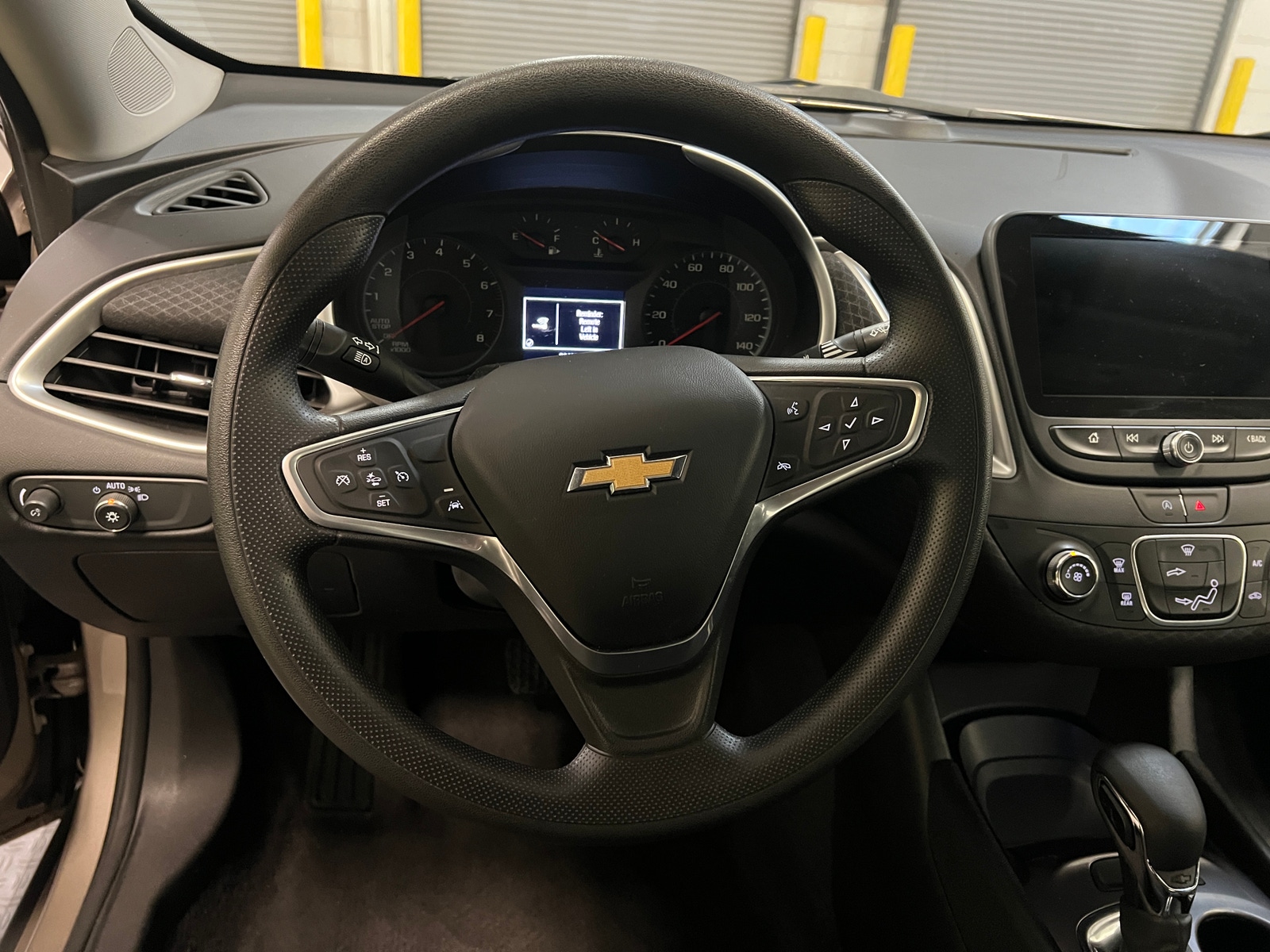 Thumbnail: 2023 Chevrolet Malibu - 5