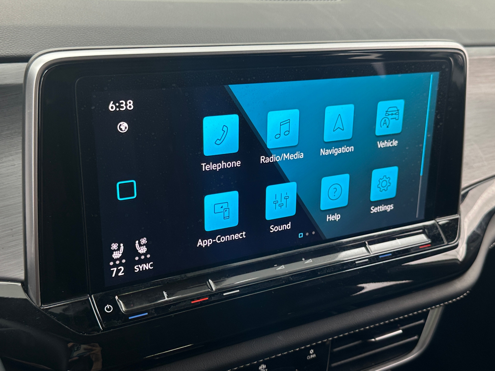 Thumbnail: 2025 Volkswagen Atlas - 3