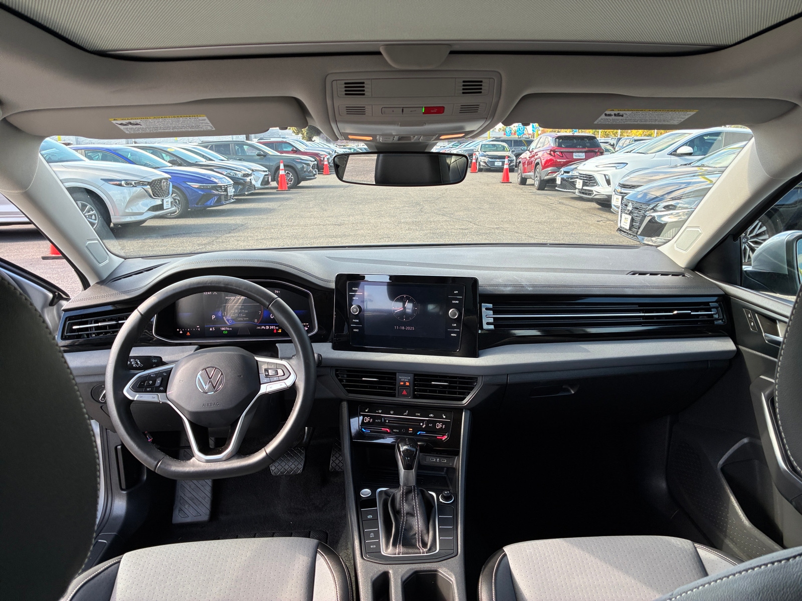 Thumbnail: 2025 Volkswagen Jetta - 3