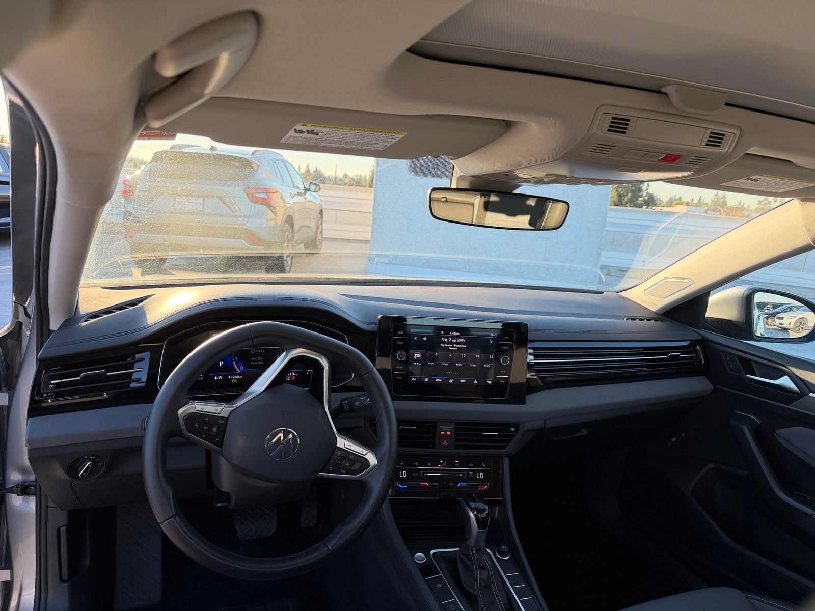 Thumbnail: 2025 Volkswagen Jetta - 2