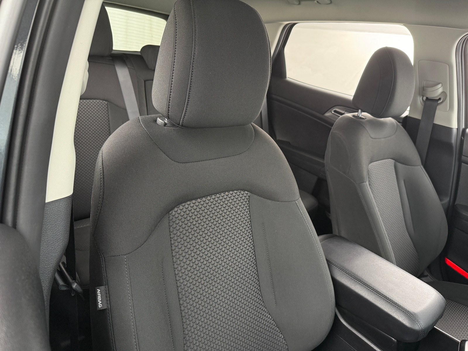 Thumbnail: 2023 Kia Sportage - 2