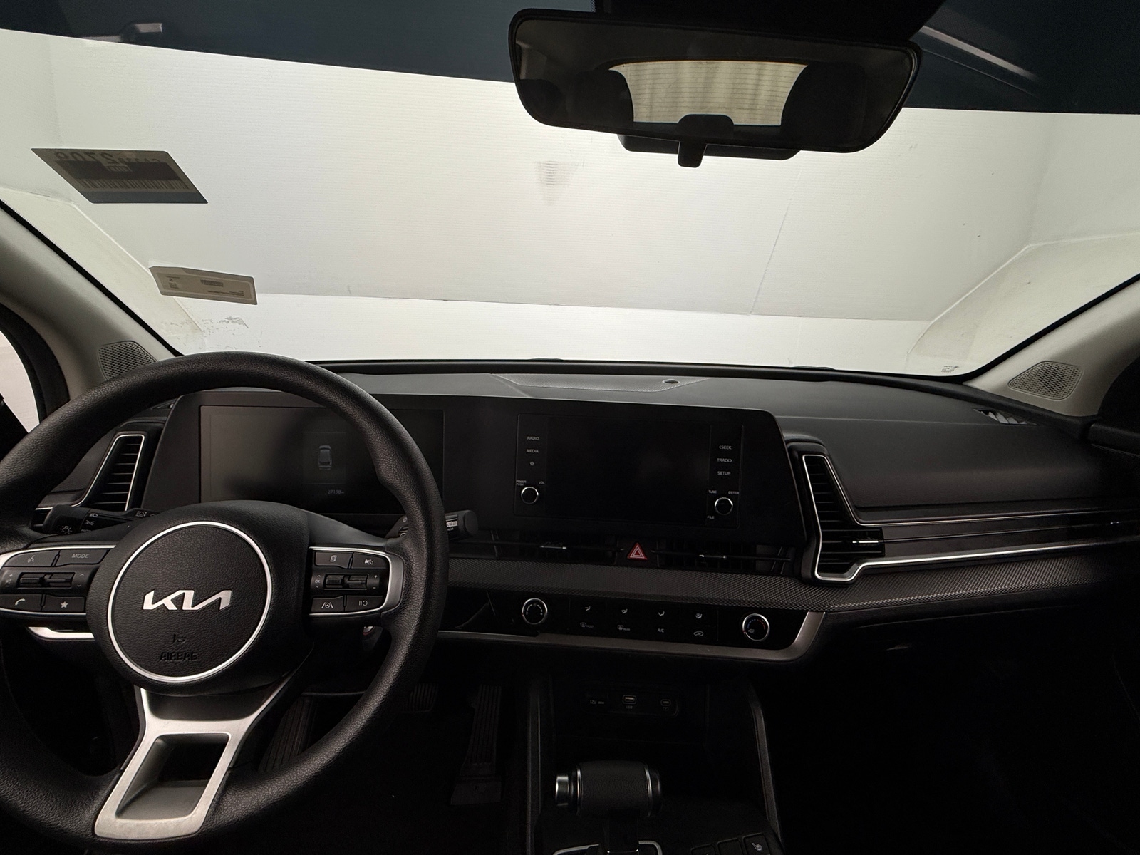 Thumbnail: 2023 Kia Sportage - 3