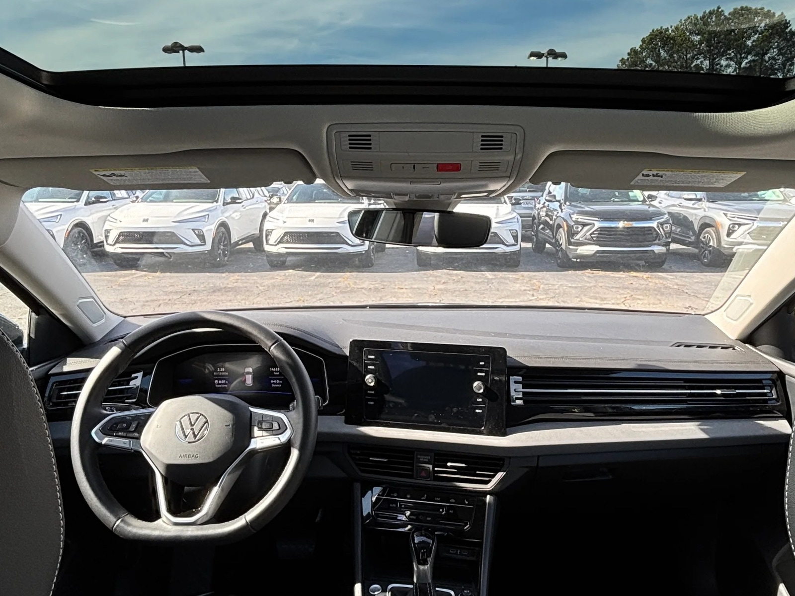 Thumbnail: 2025 Volkswagen Jetta - 2