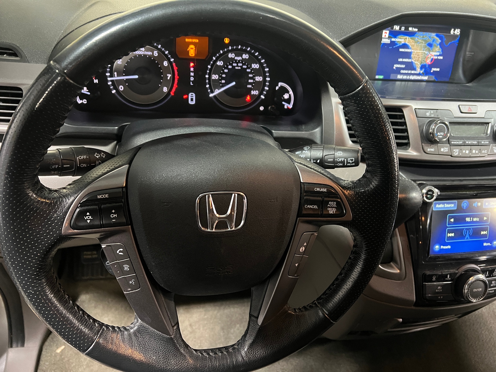 Thumbnail: 2015 Honda Odyssey - 4