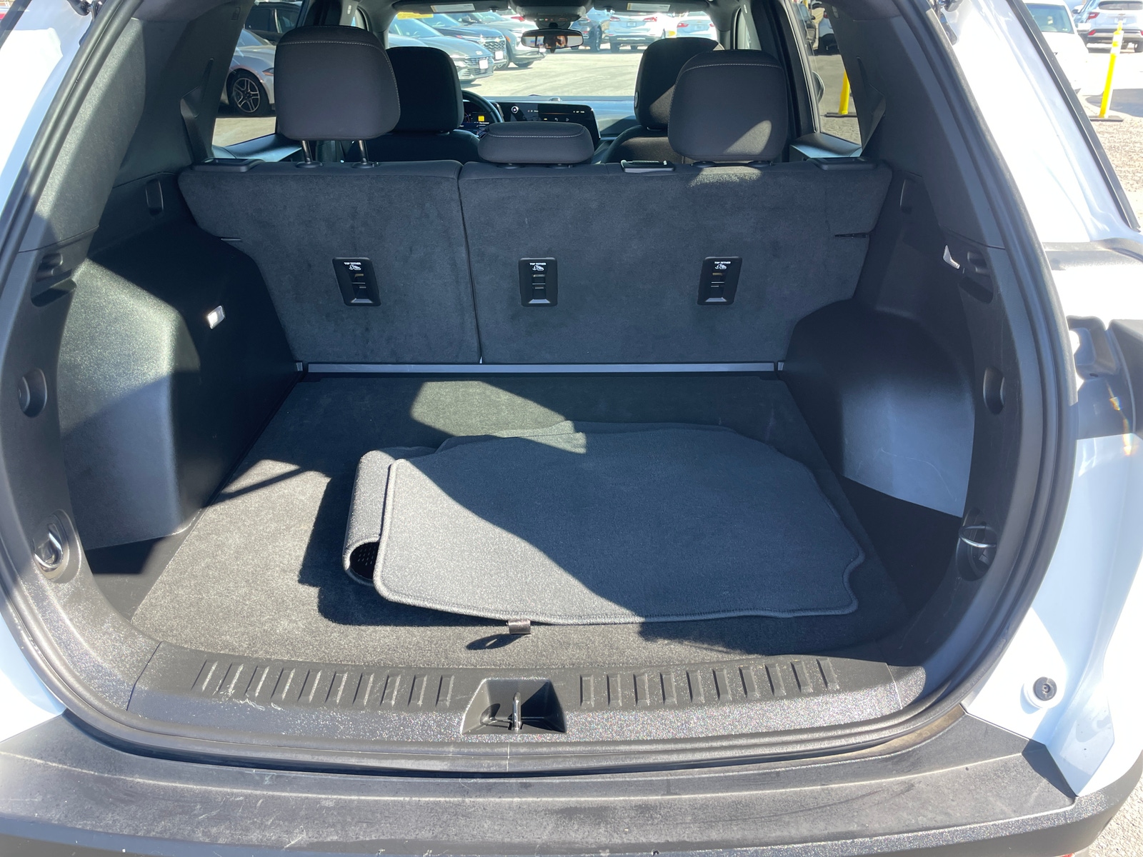 Thumbnail: 2025 Chevrolet Equinox - 6