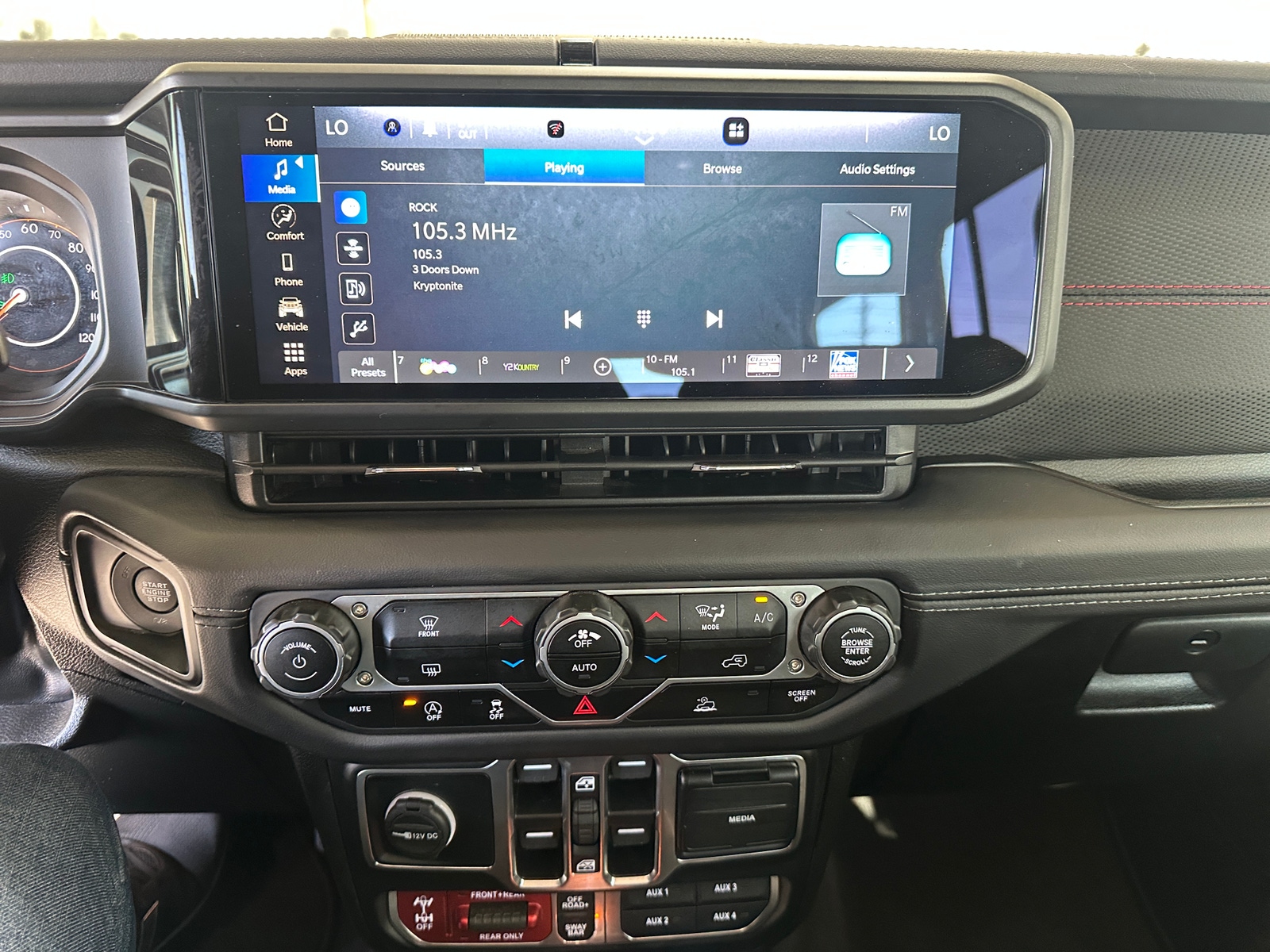 Thumbnail: 2025 Jeep Wrangler - 4