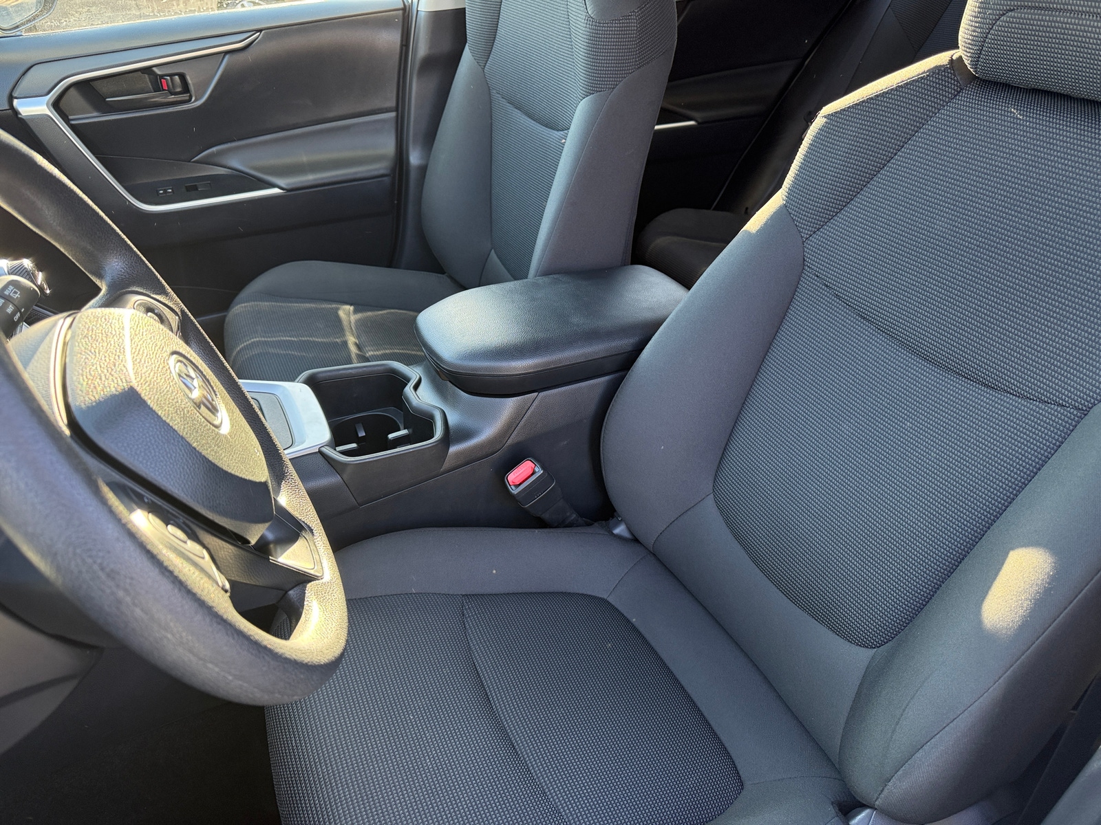 Thumbnail: 2025 Toyota RAV4 - 2