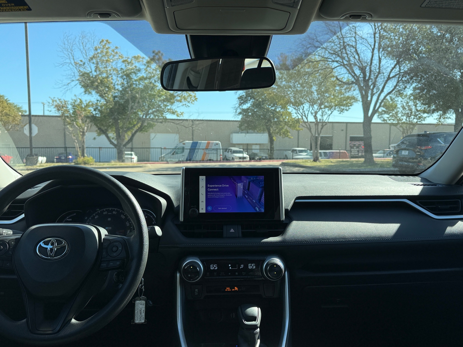 Thumbnail: 2025 Toyota RAV4 - 3