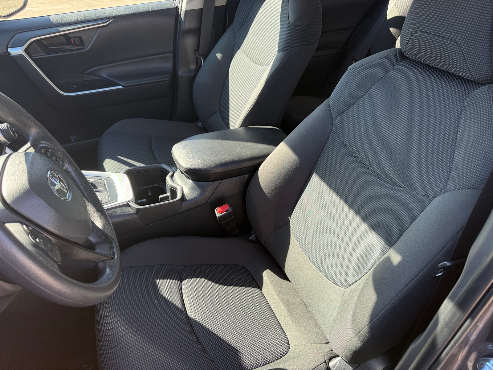 Thumbnail: 2025 Toyota RAV4 - 2