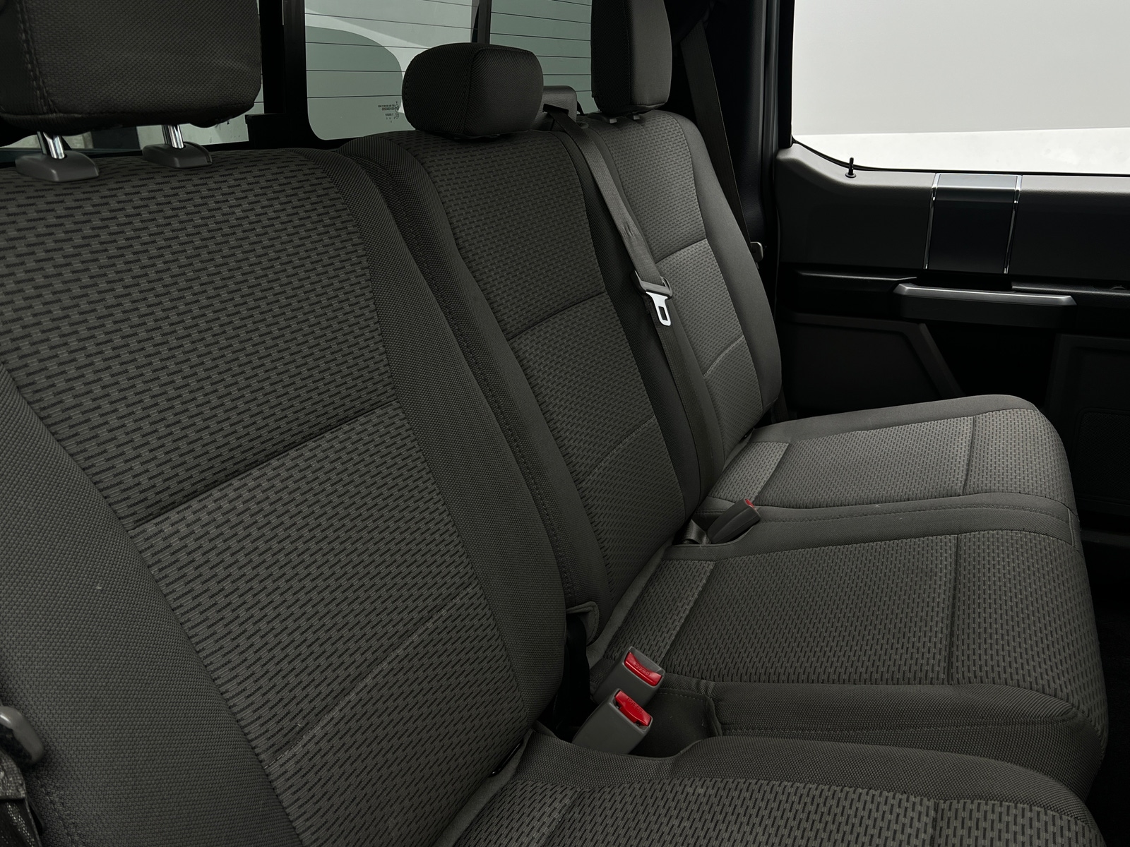 Thumbnail: 2015 Ford Econoline - 6