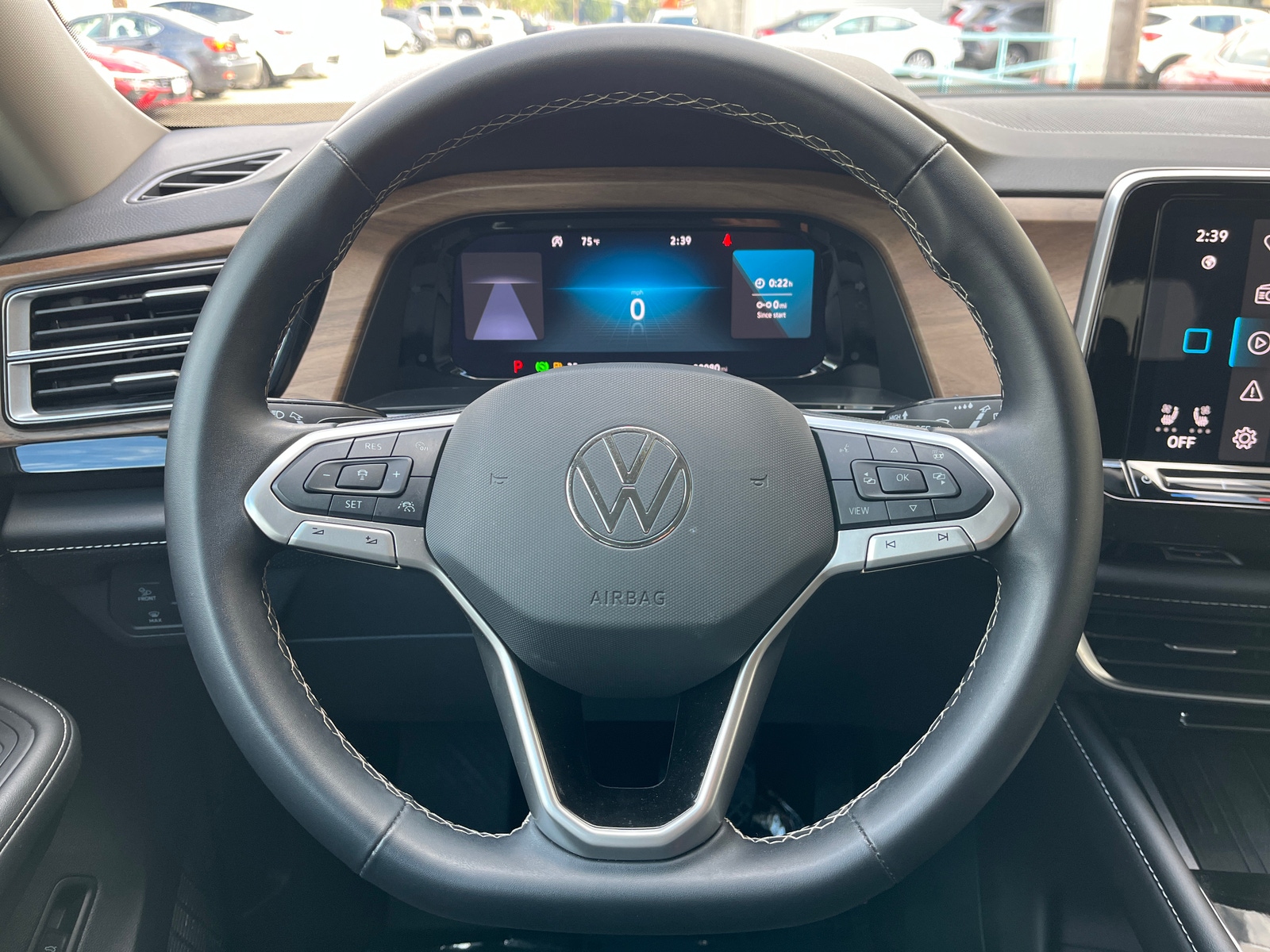 Thumbnail: 2025 Volkswagen Atlas - 5