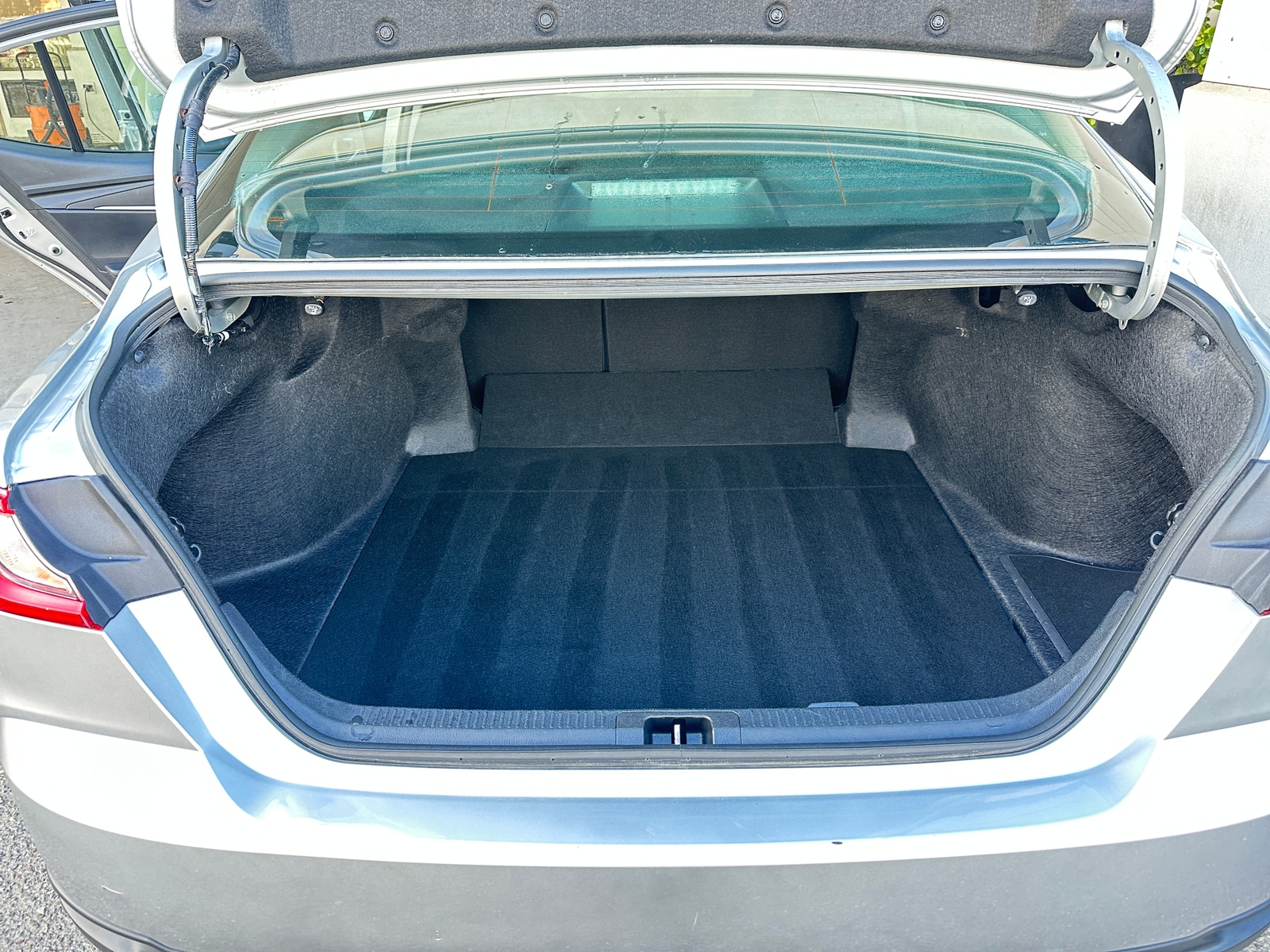 Thumbnail: 2025 Toyota Camry - 6