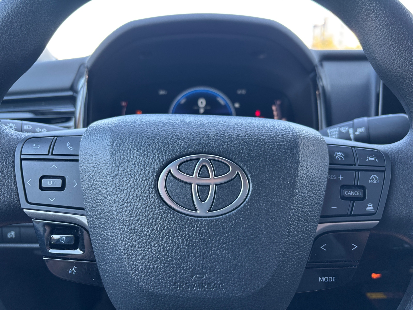 Thumbnail: 2025 Toyota Camry - 5