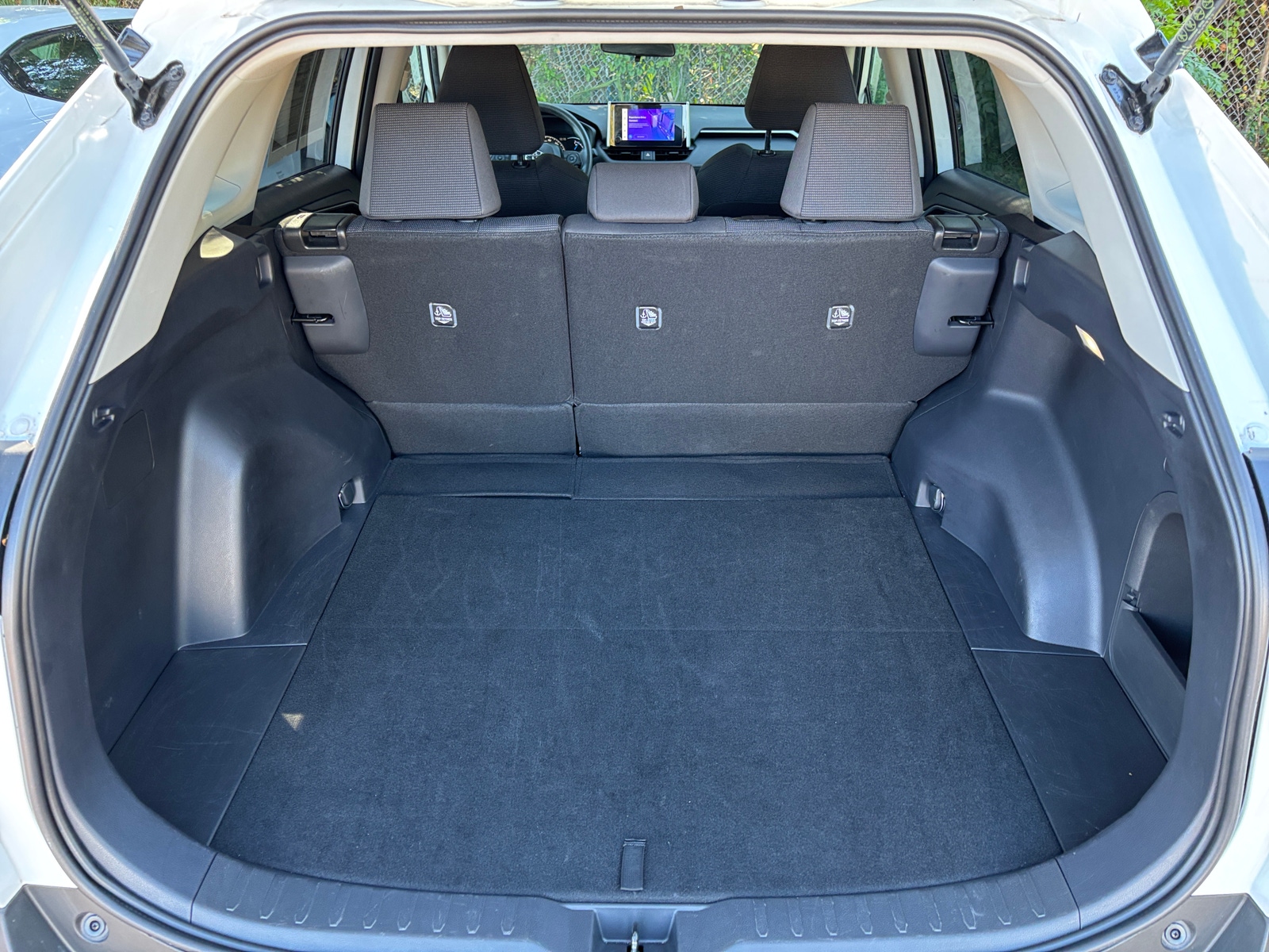 Thumbnail: 2025 Toyota RAV4 - 6