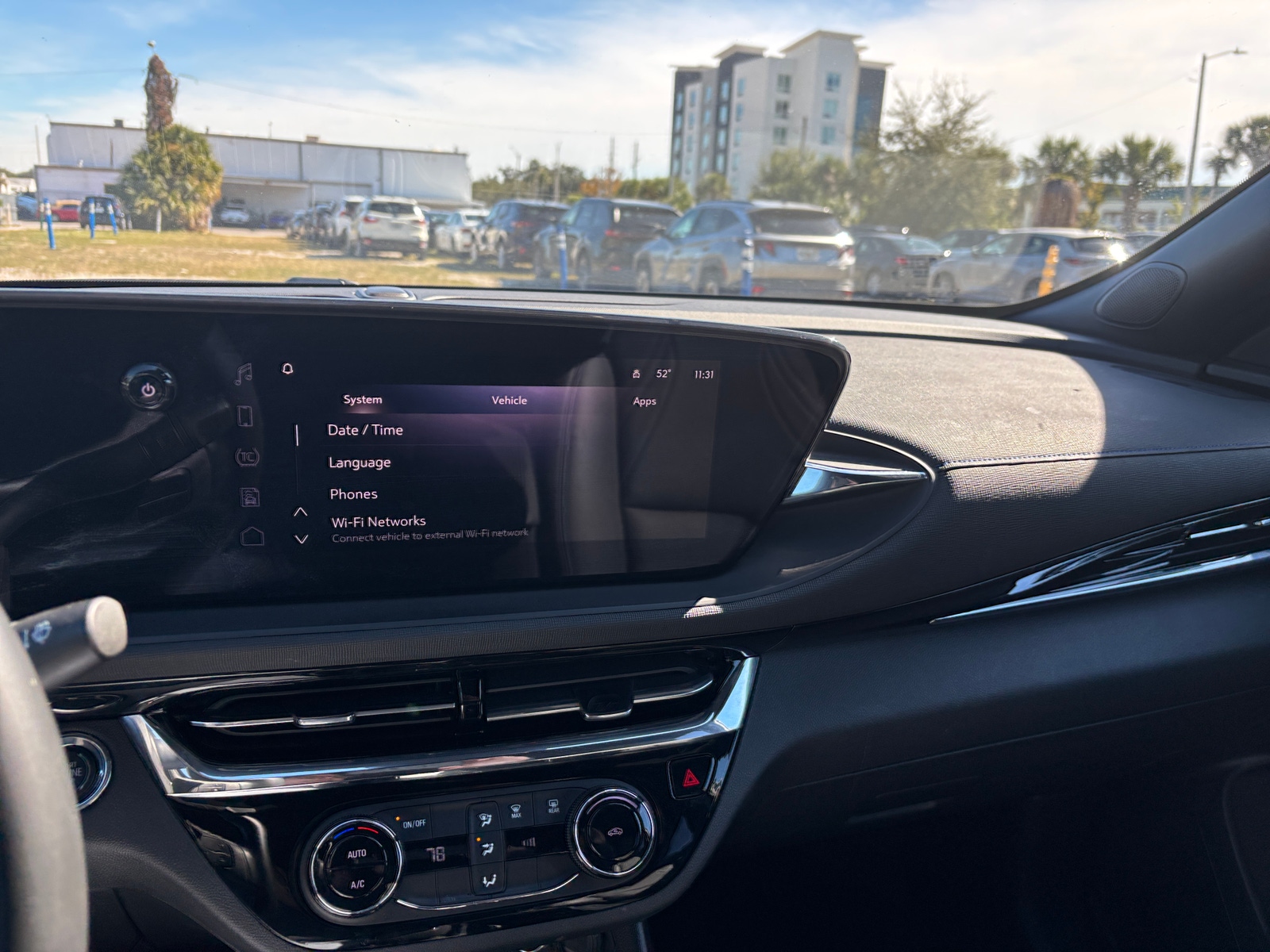 Thumbnail: 2025 Buick Envista - 4