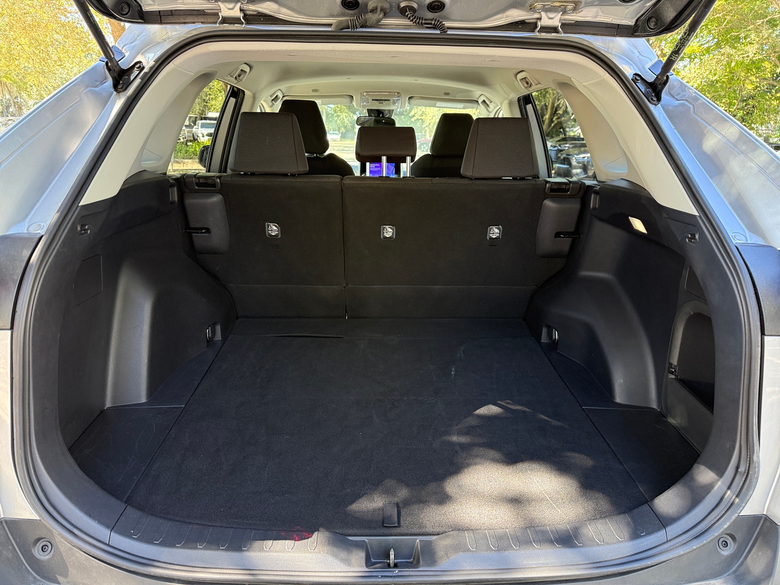 Thumbnail: 2025 Toyota RAV4 - 4