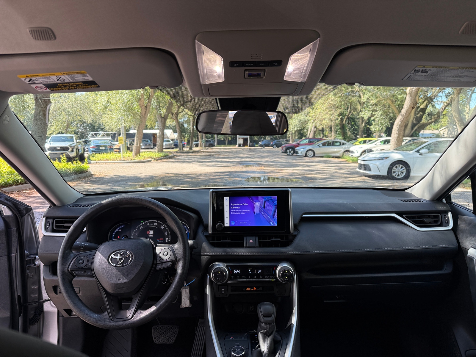 Thumbnail: 2025 Toyota RAV4 - 3