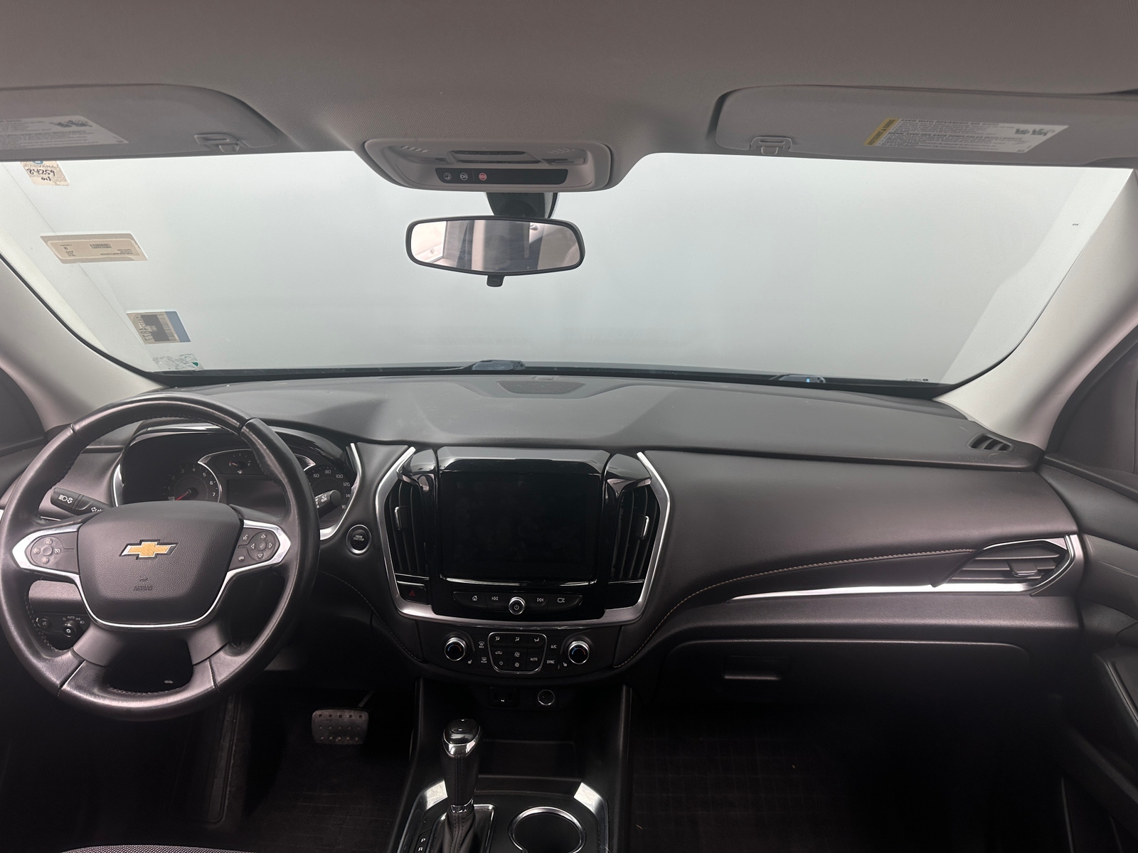 Thumbnail: 2019 Chevrolet Traverse - 3