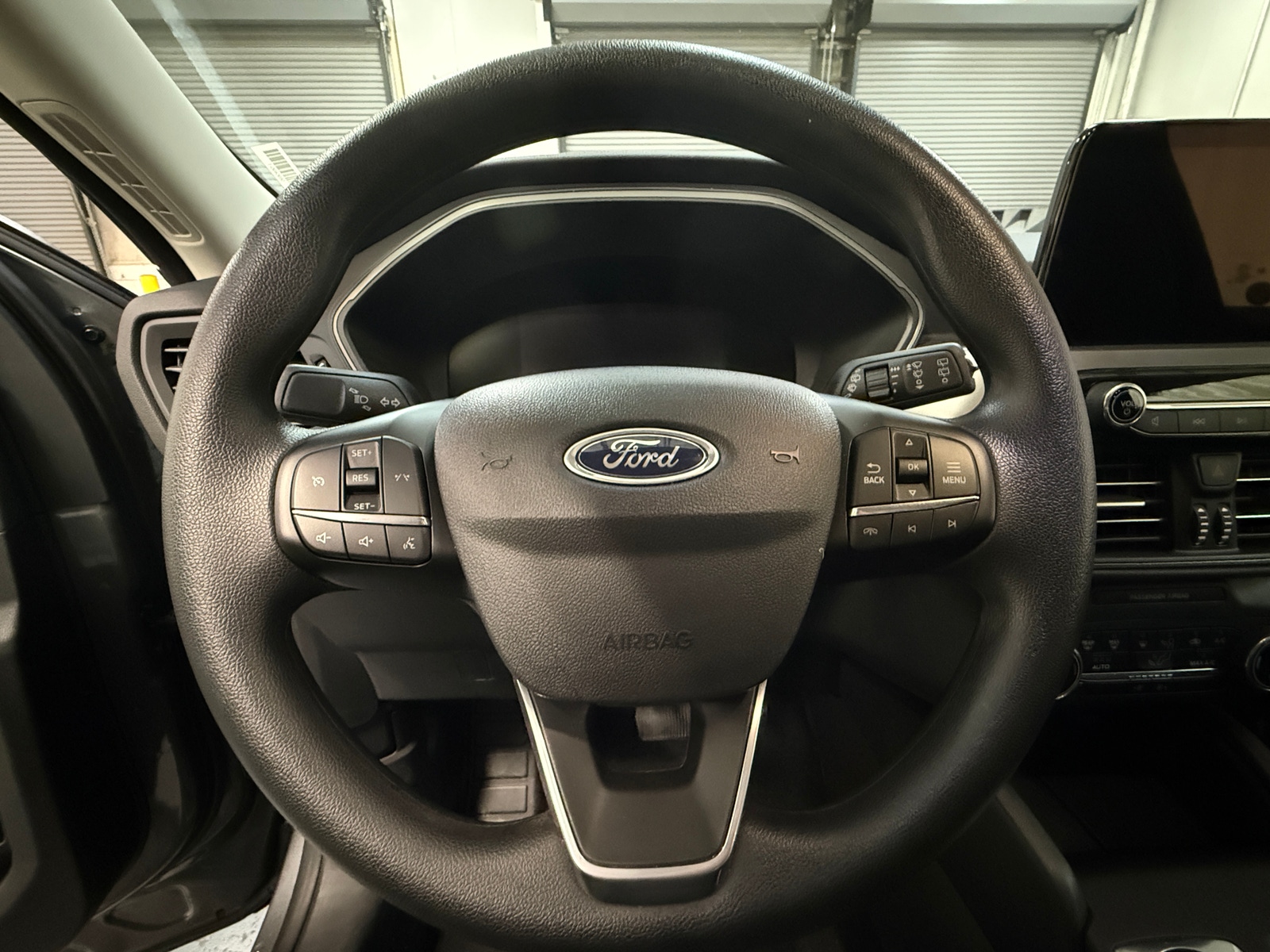 Thumbnail: 2025 Ford Escape - 5