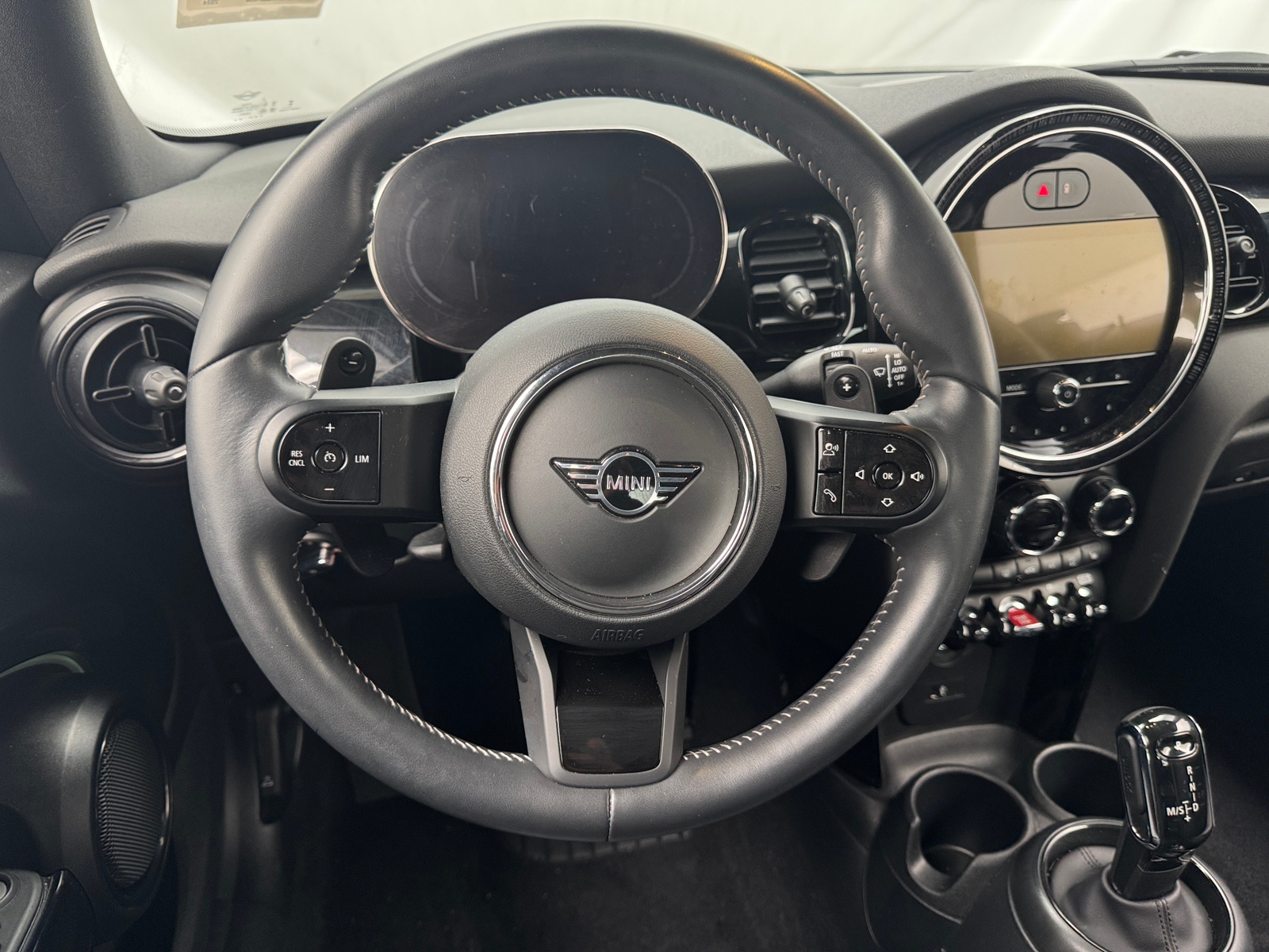 Thumbnail: 2024 MINI Cooper Convertible - 4