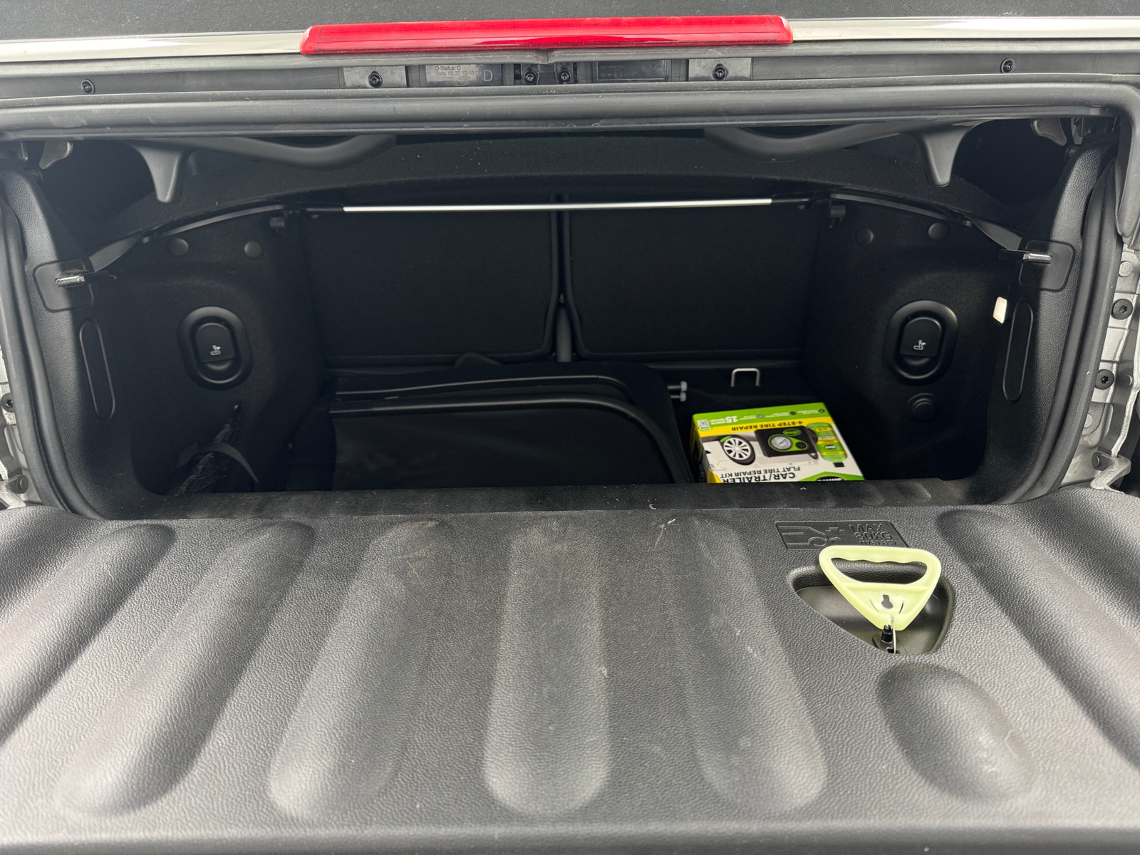 Thumbnail: 2024 MINI Cooper Convertible - 6