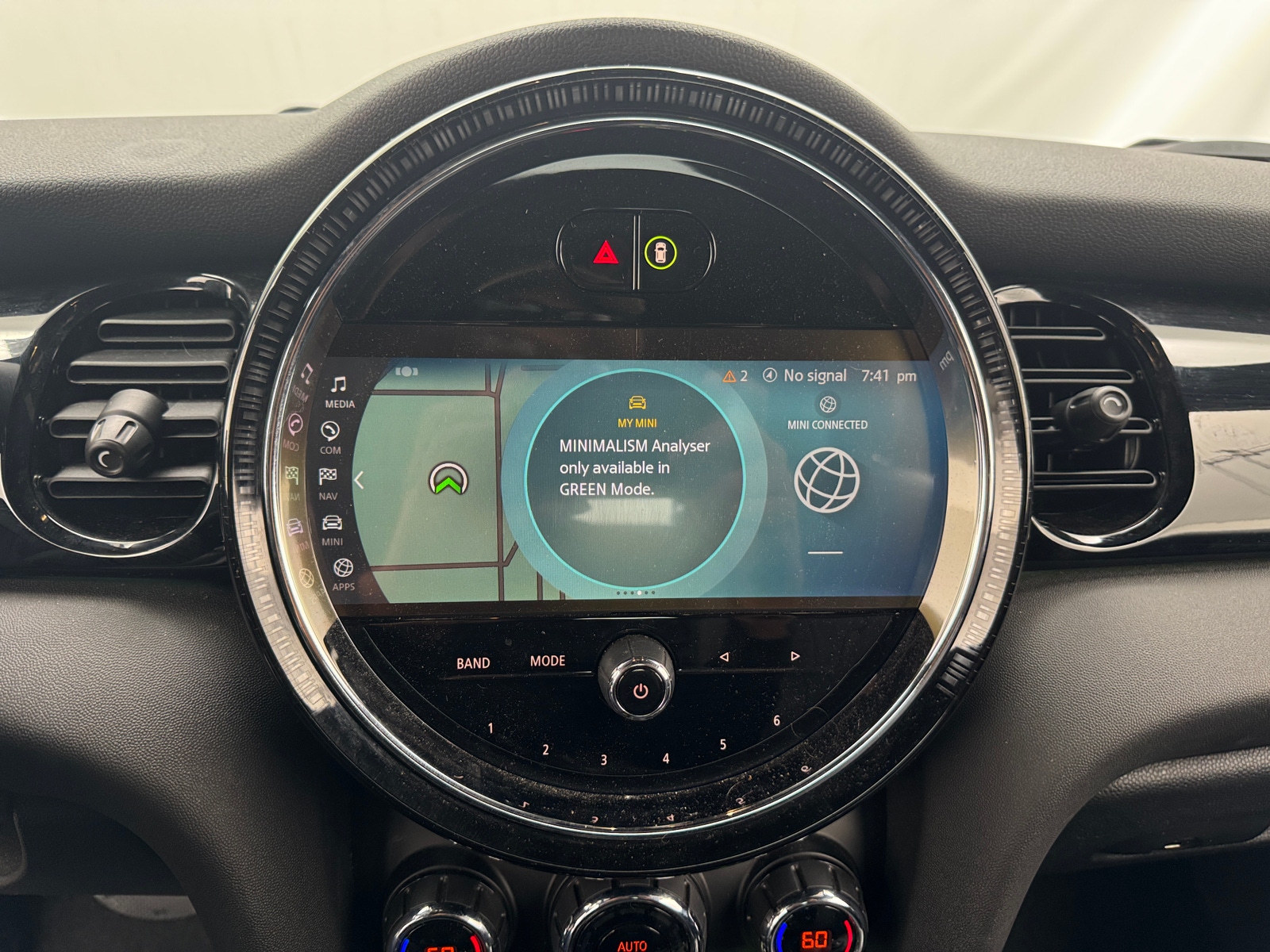 Thumbnail: 2024 MINI Cooper Convertible - 3