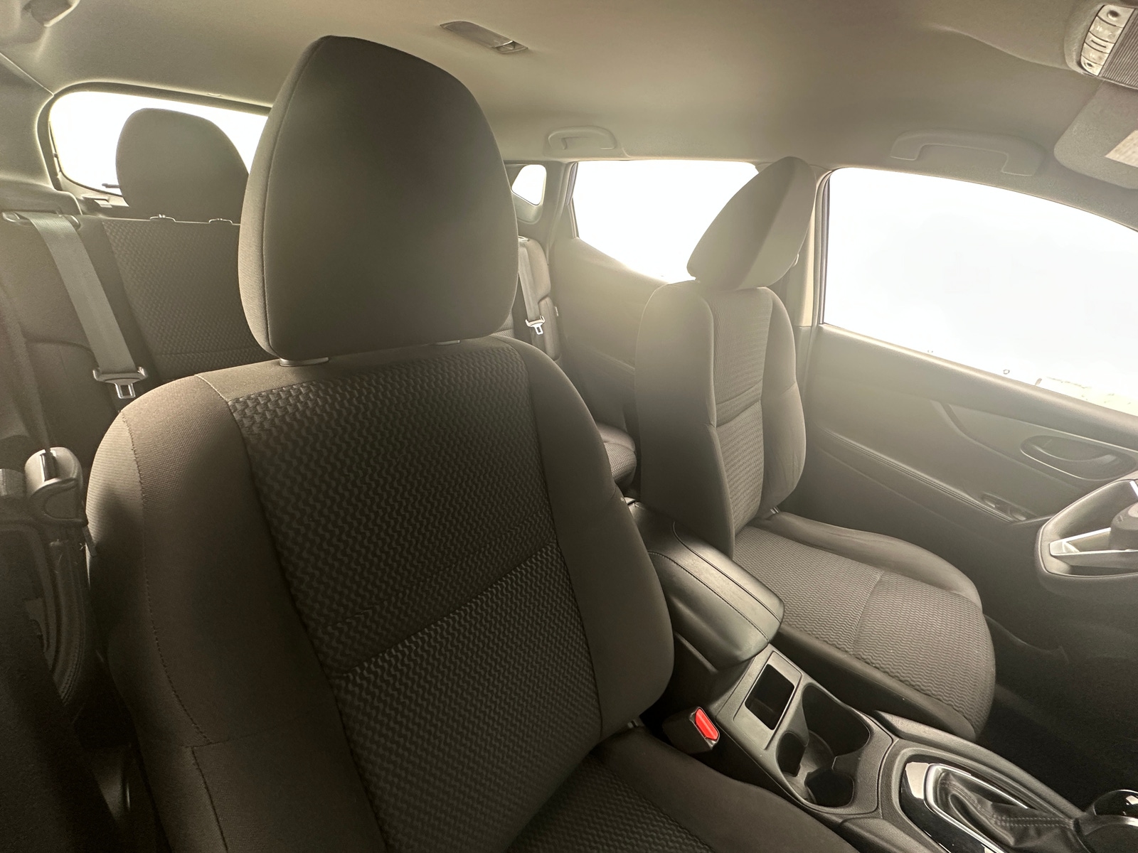 Thumbnail: 2021 Nissan Rogue Sport - 2