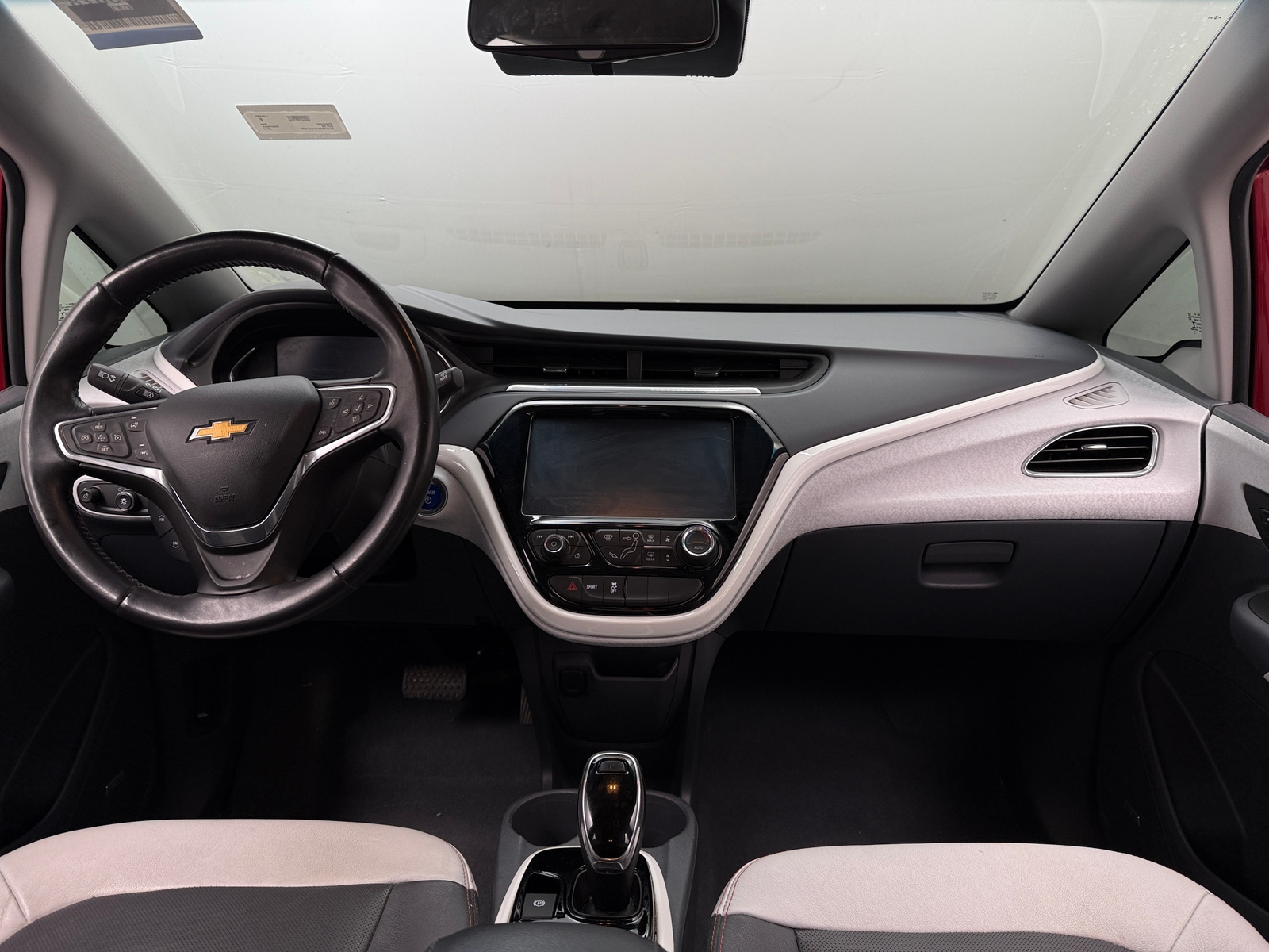 Thumbnail: 2017 Chevrolet Bolt EV - 2