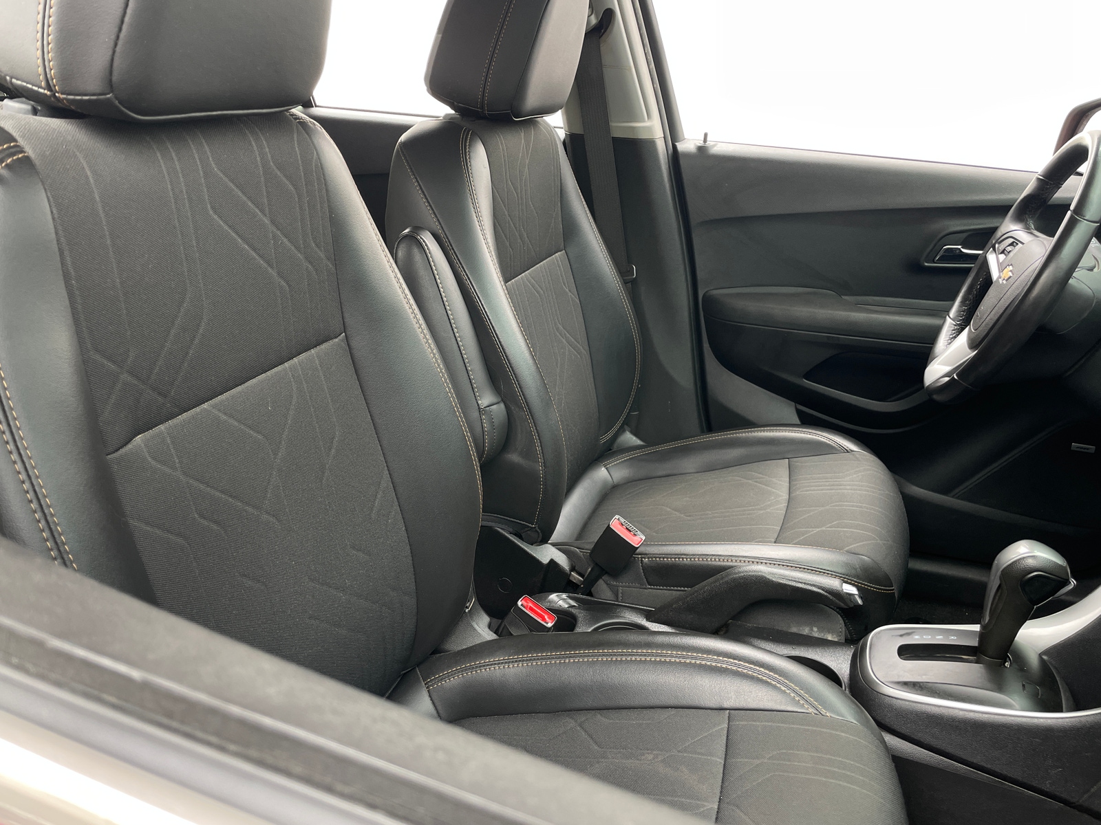 Thumbnail: 2019 Chevrolet Trax - 2