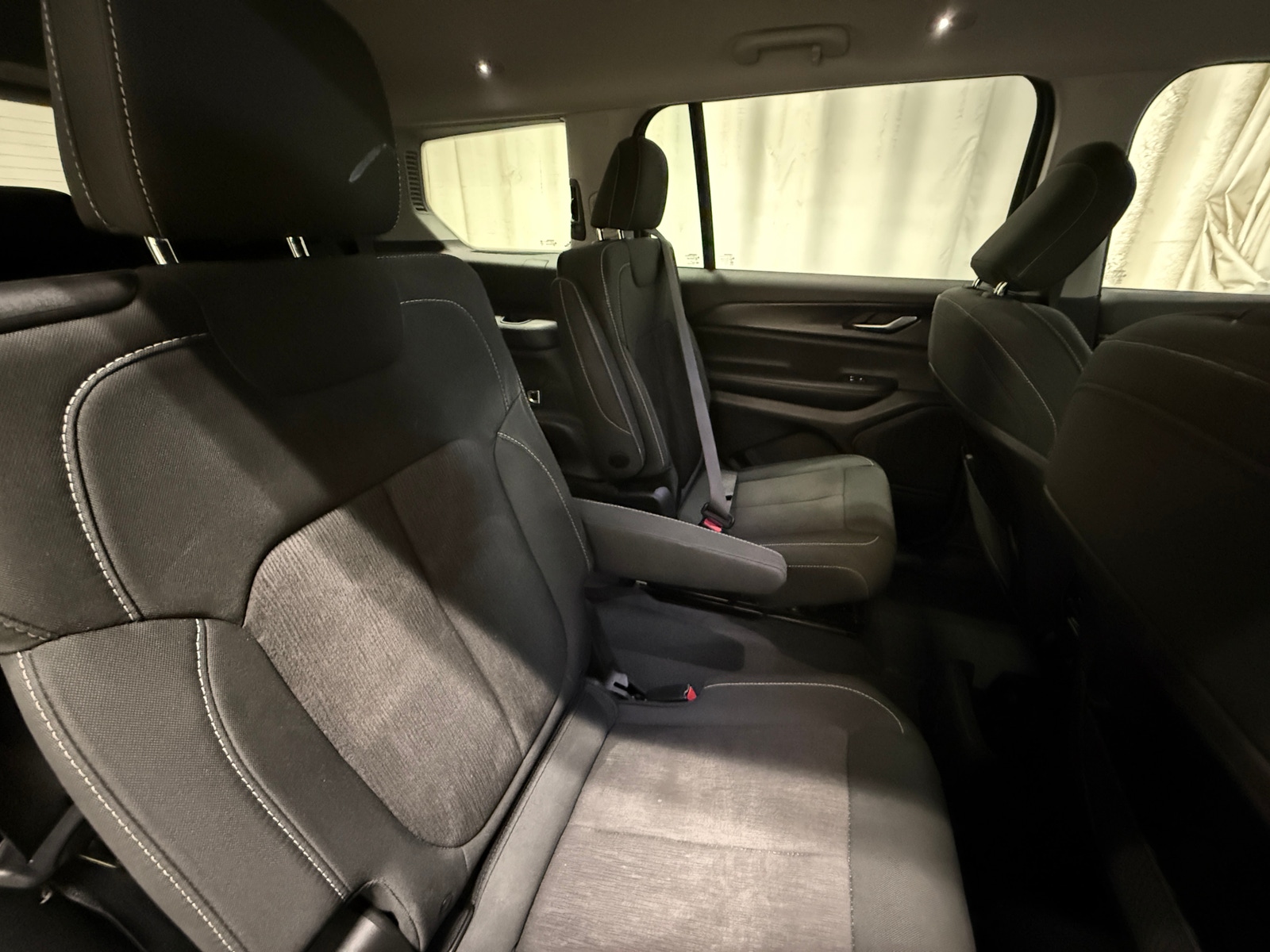 Thumbnail: 2023 Jeep Grand Cherokee L - 6