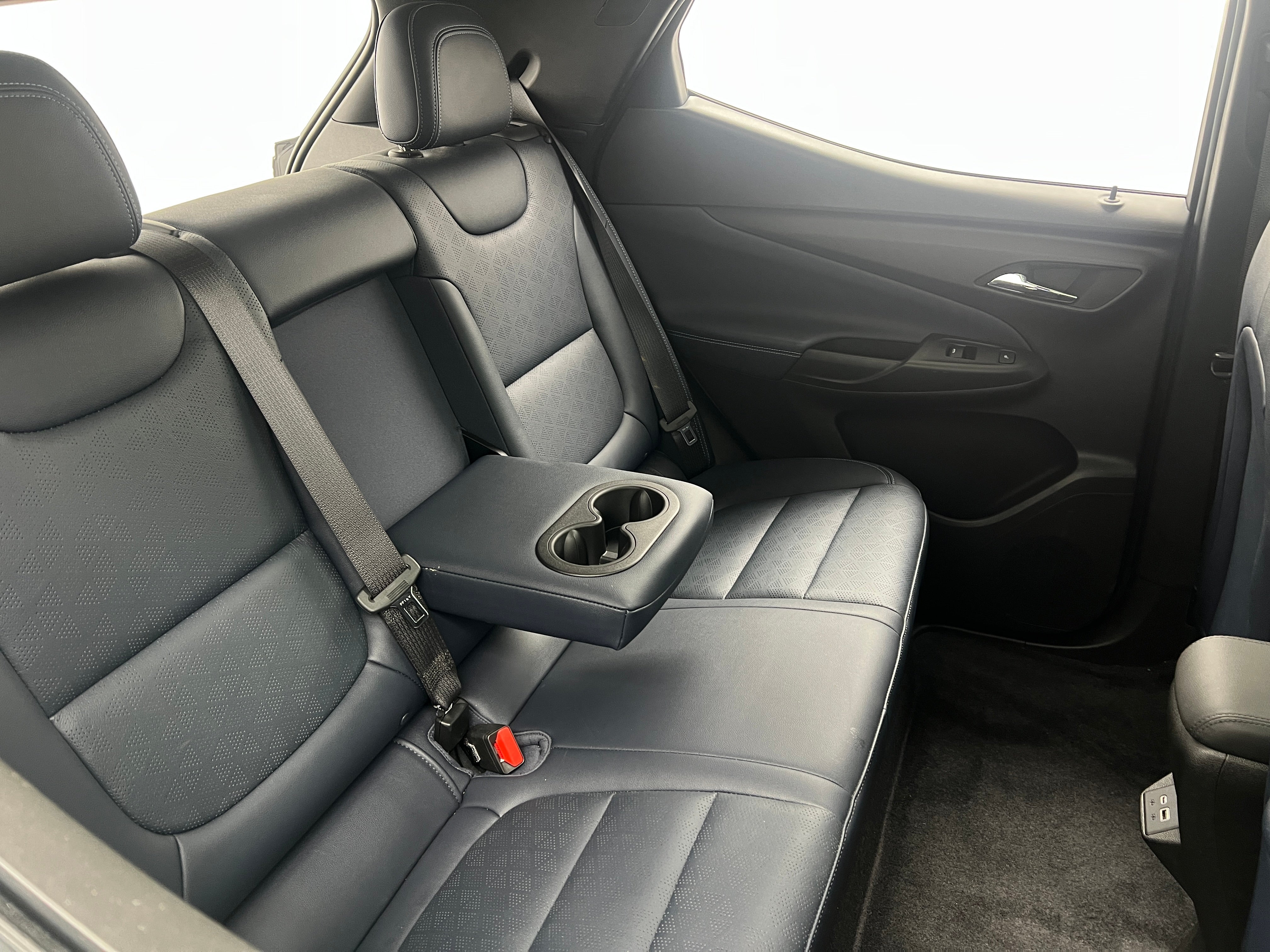 Used 2023 Chevrolet Bolt EUV Premier with VIN 1G1FZ6S05P4119996 for sale in Auburn, WA