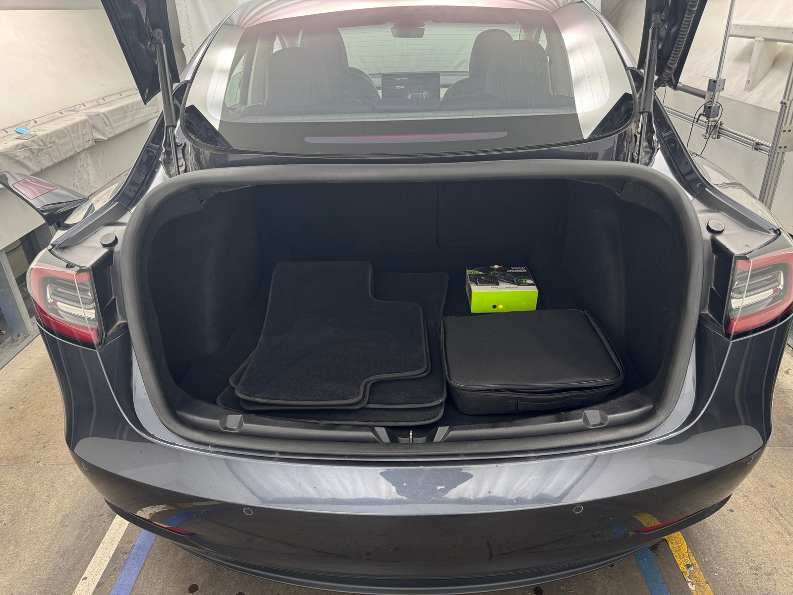 Thumbnail: 2018 Tesla Model 3 - 6