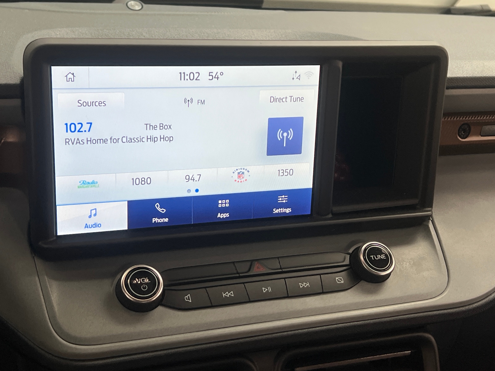 Thumbnail: 2022 Ford Maverick - 4