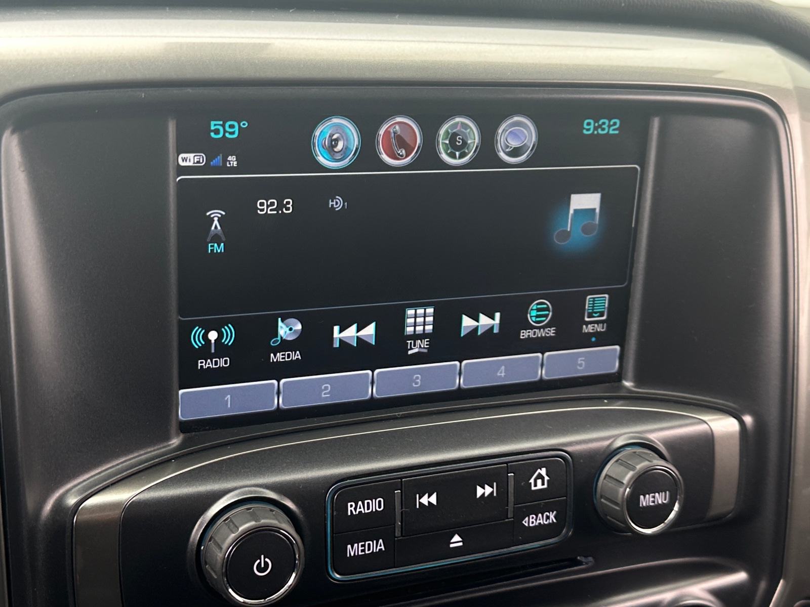 Thumbnail: 2018 Chevrolet Silverado 1500 - 4