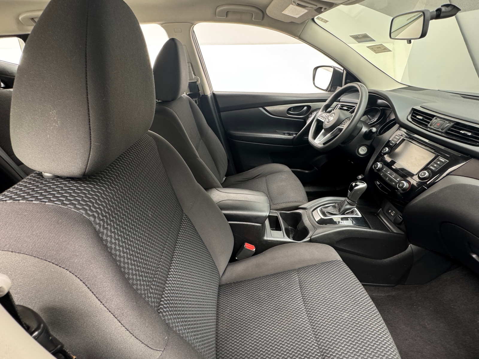 Thumbnail: 2019 Nissan Rogue Sport - 2