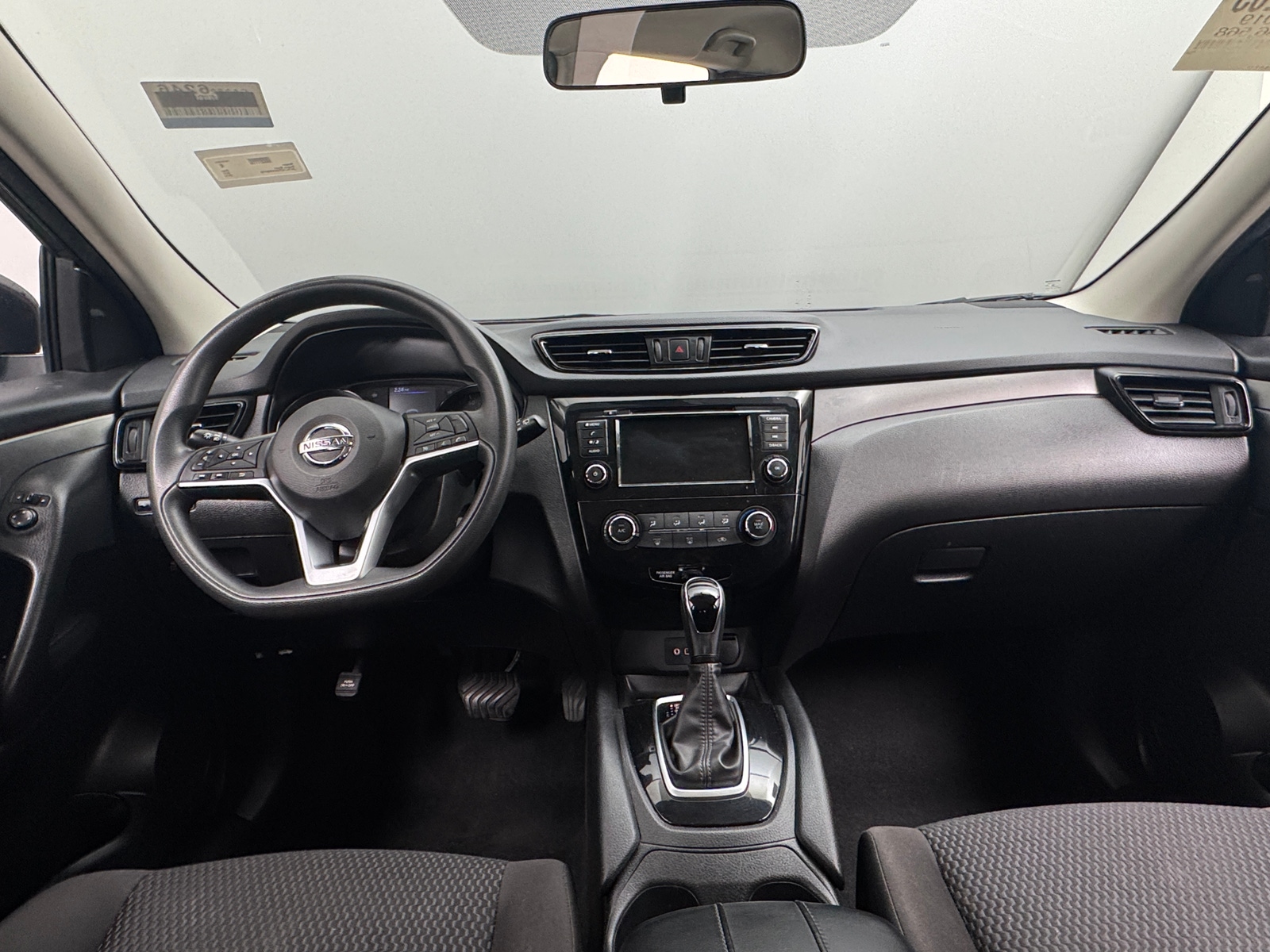 Thumbnail: 2019 Nissan Rogue Sport - 3