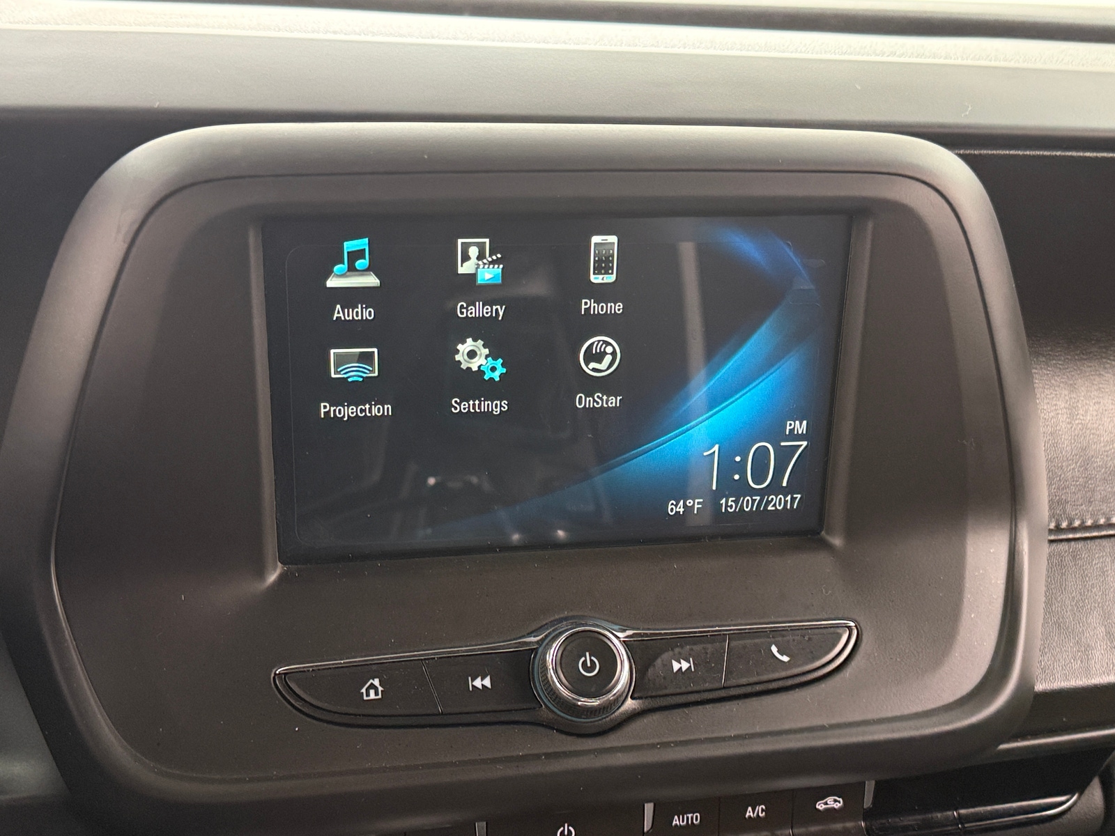 Thumbnail: 2018 Chevrolet Camaro - 3