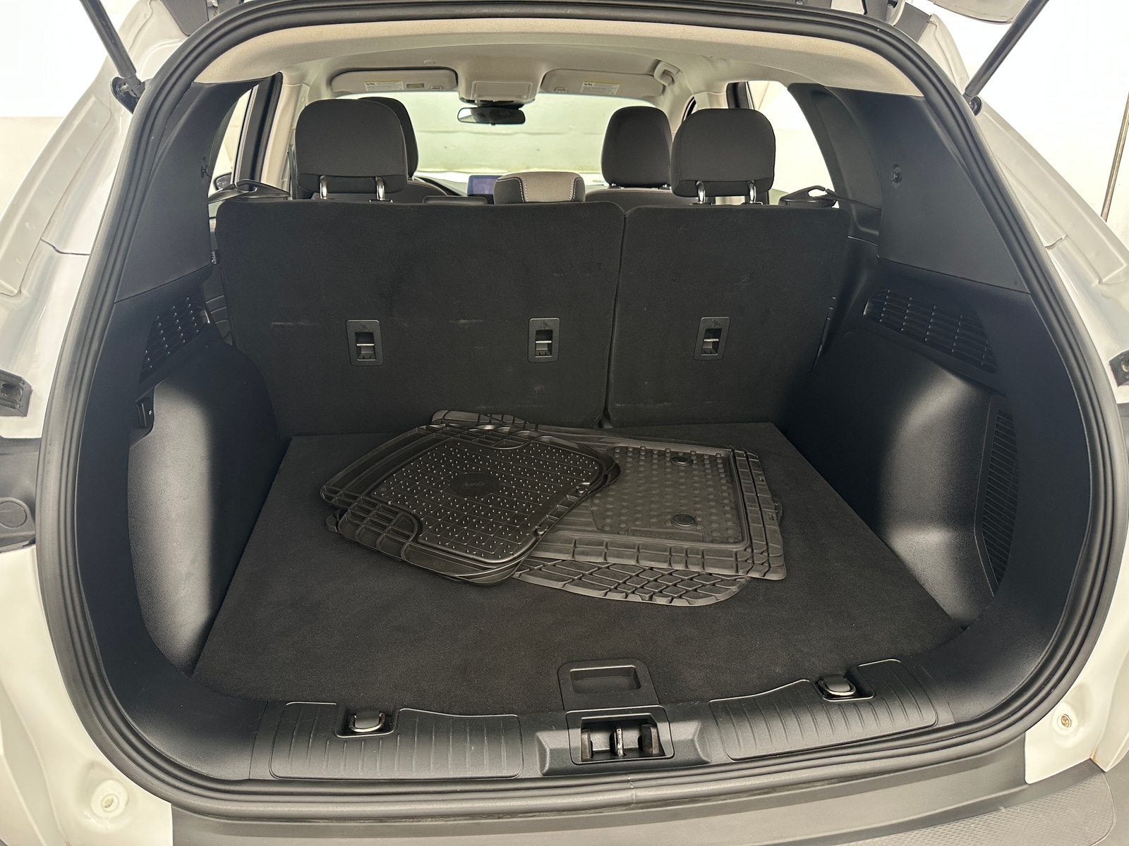 Thumbnail: 2022 Ford Escape - 7