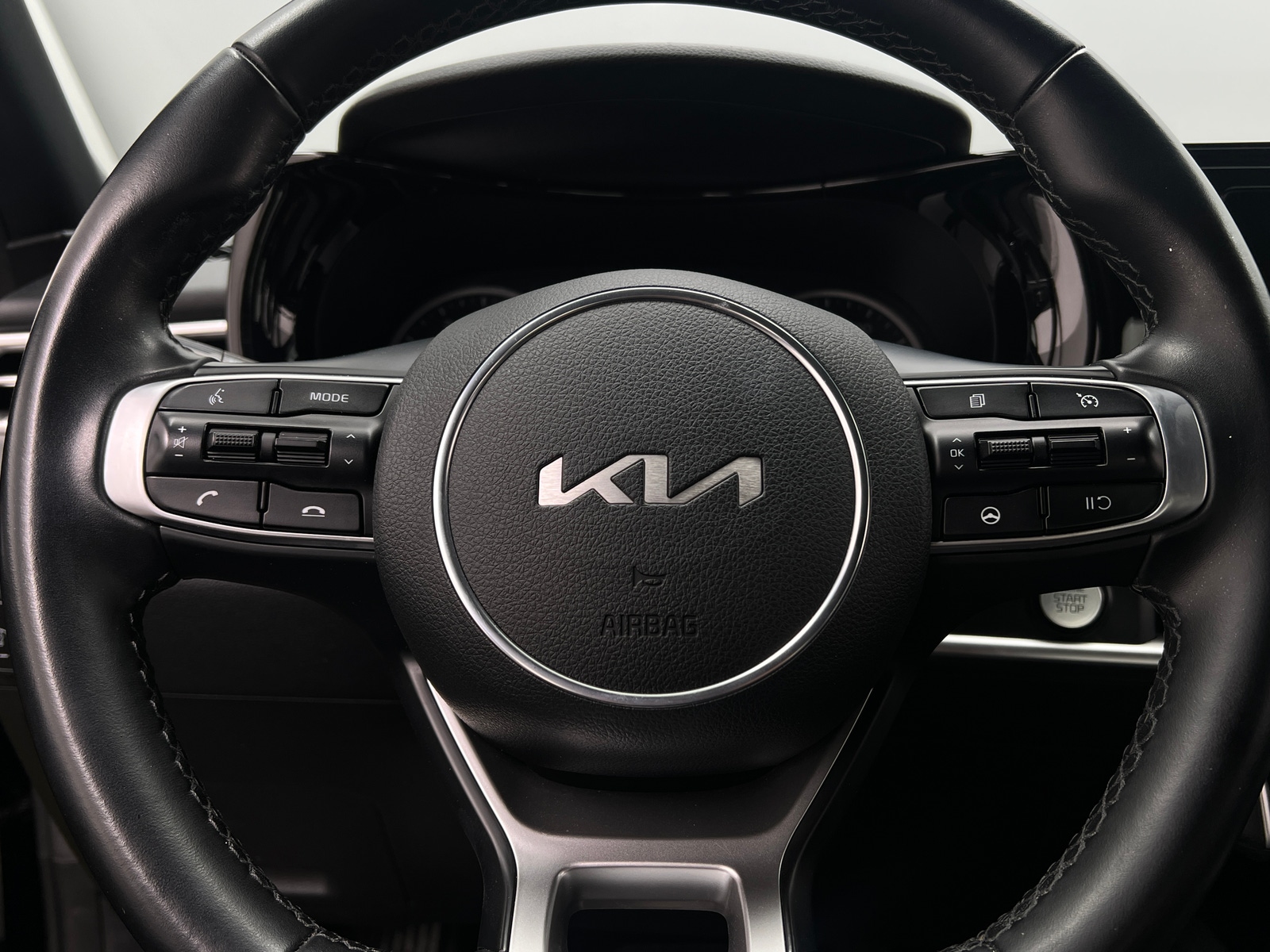 Thumbnail: 2022 Kia K5 - 4