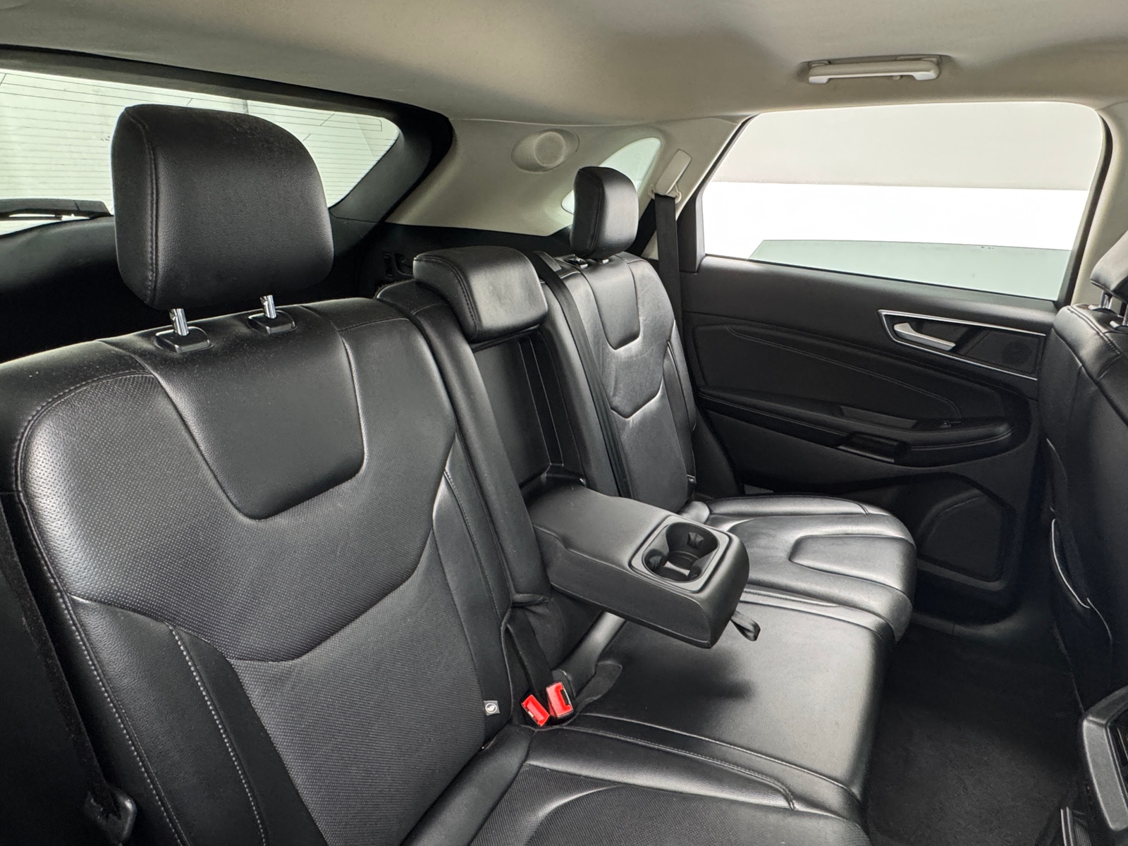 Thumbnail: 2022 Ford Edge - 5