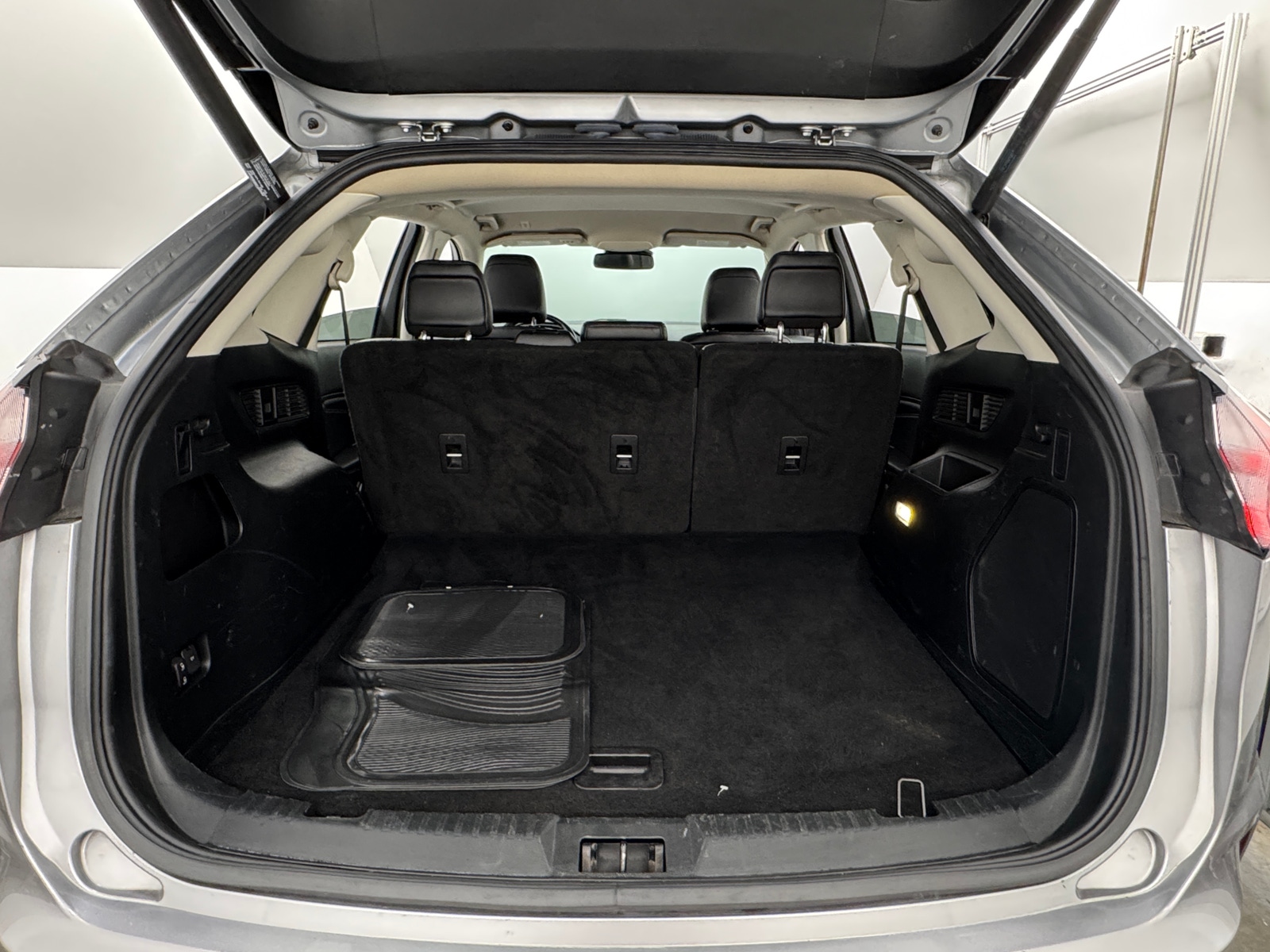 Thumbnail: 2022 Ford Edge - 6