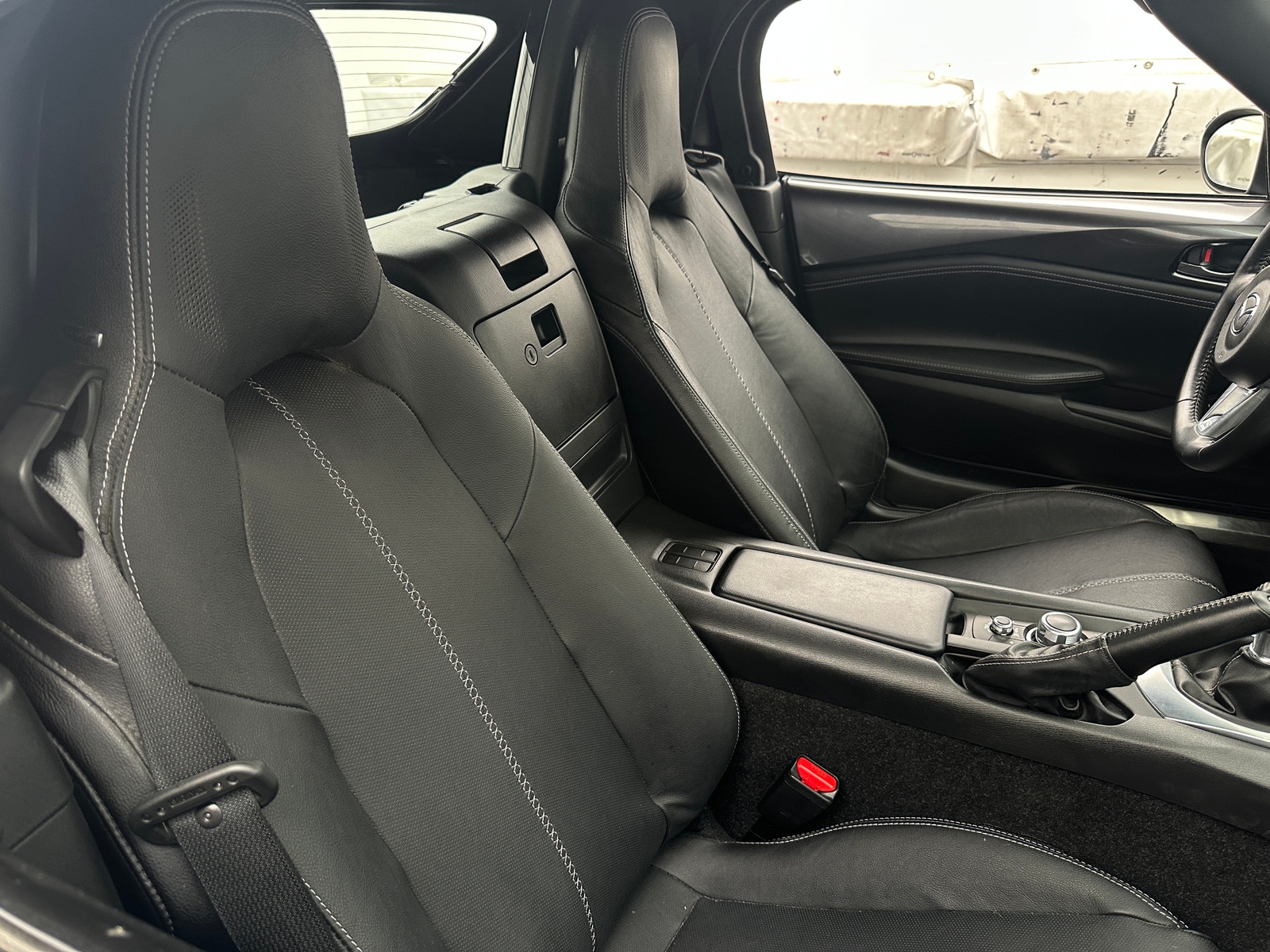 Thumbnail: 2022 Mazda MX-5 Miata - 2