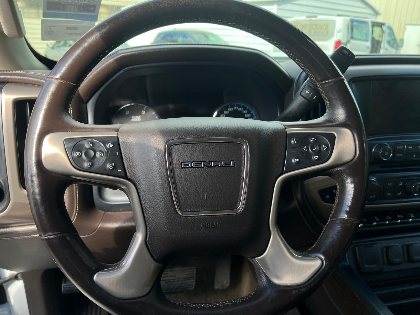 Thumbnail: 2017 GMC Sierra 2500 - 4