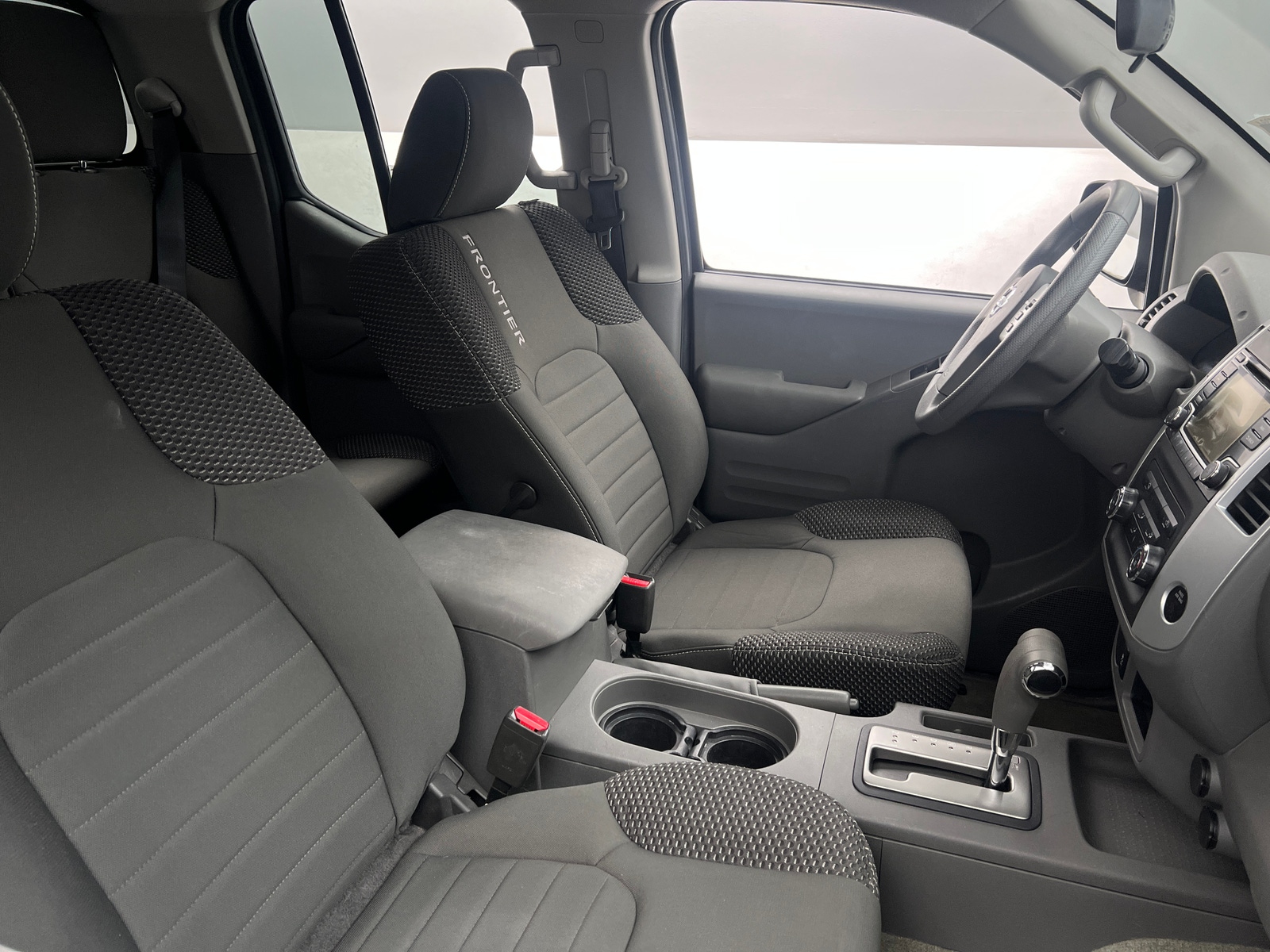 Thumbnail: 2015 Nissan Frontier - 2