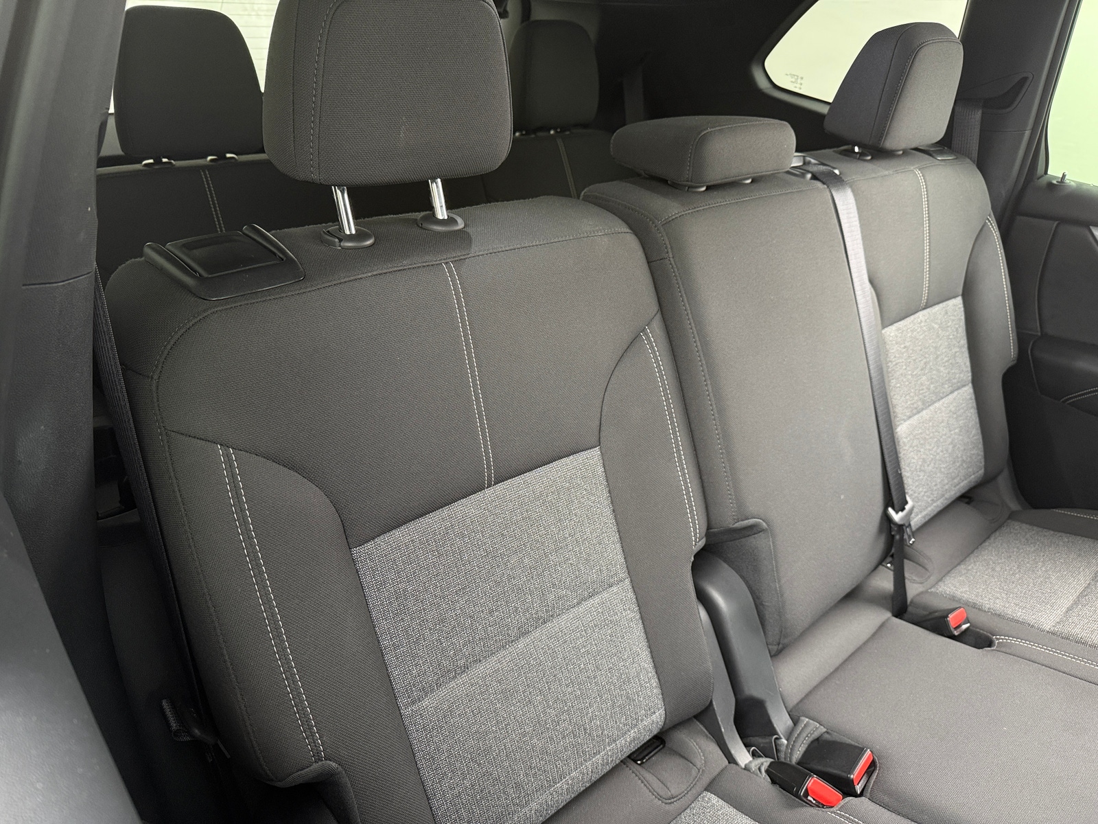 Thumbnail: 2025 GMC Acadia - 6