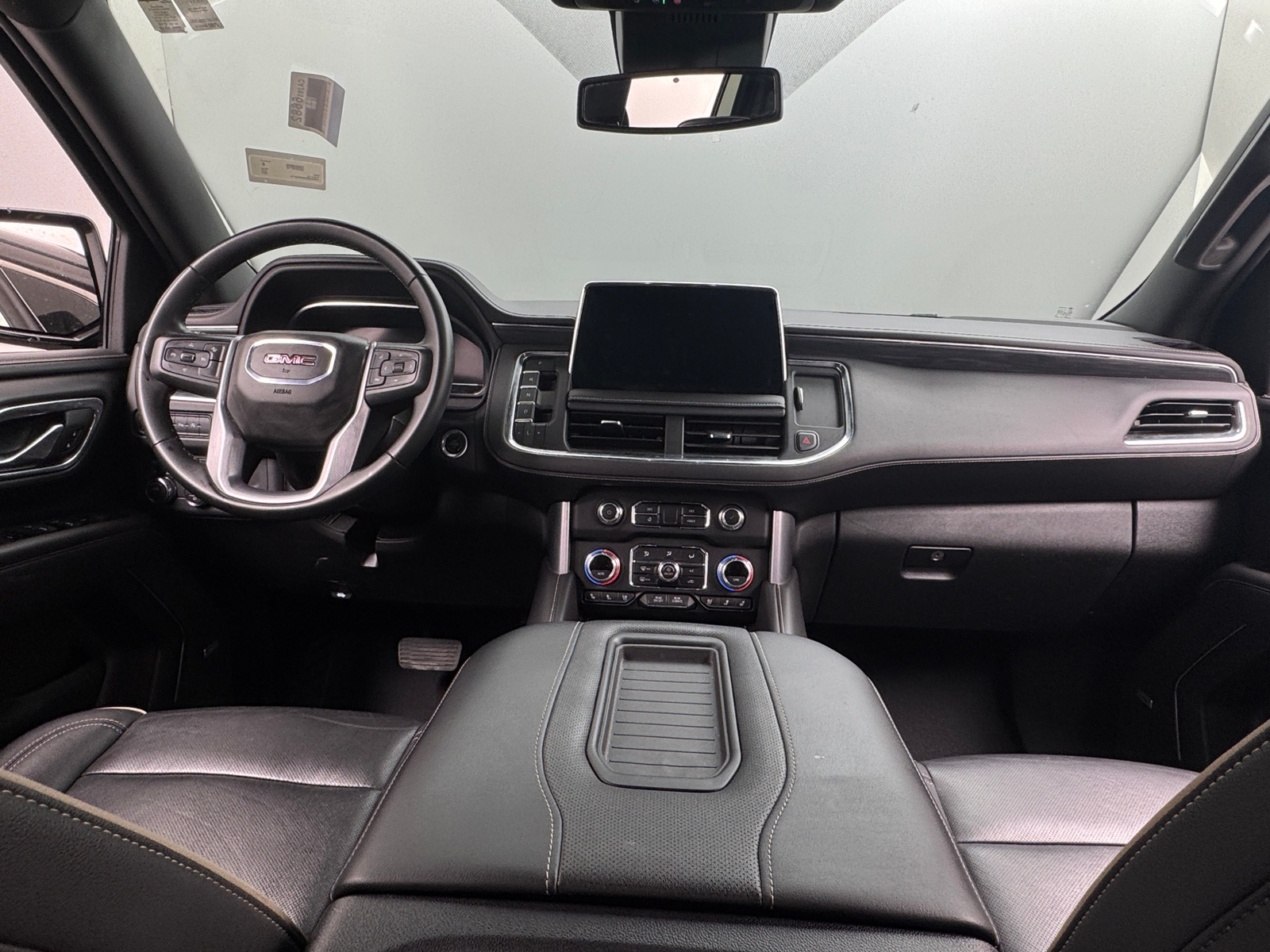 Thumbnail: 2024 GMC Yukon XL - 2