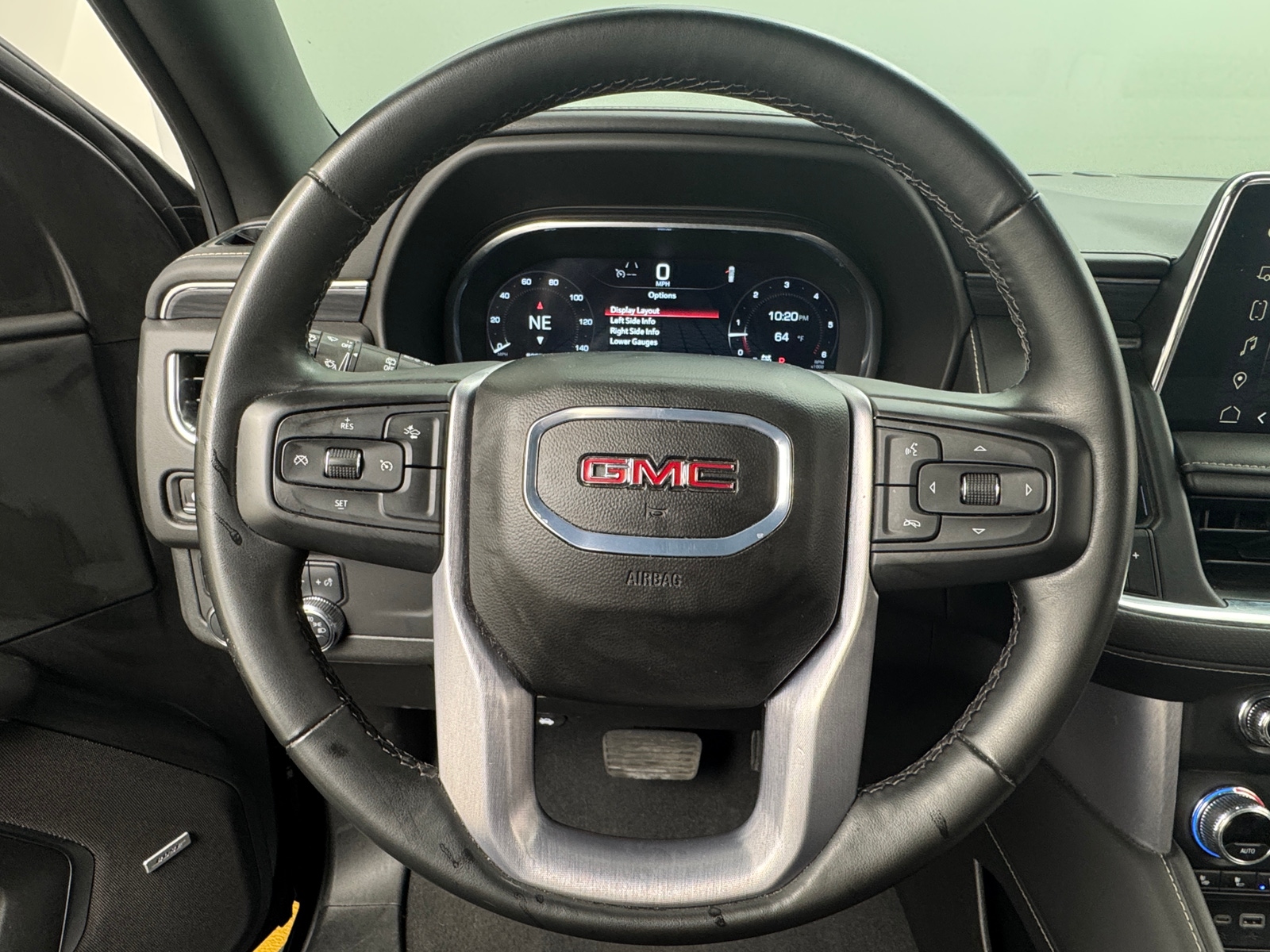 Thumbnail: 2024 GMC Yukon XL - 4