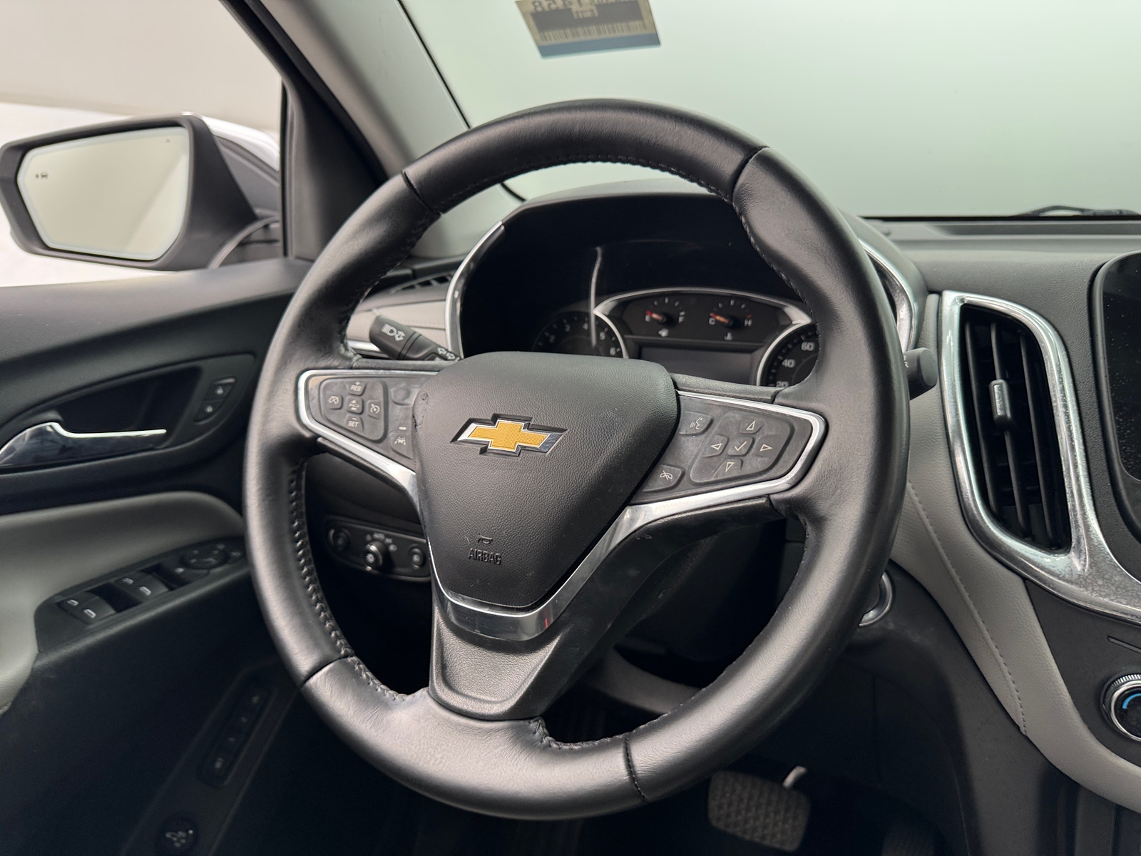 Thumbnail: 2020 Chevrolet Equinox - 4