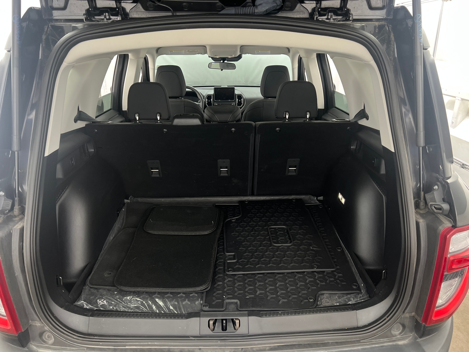 Thumbnail: 2021 Ford Bronco Sport - 7